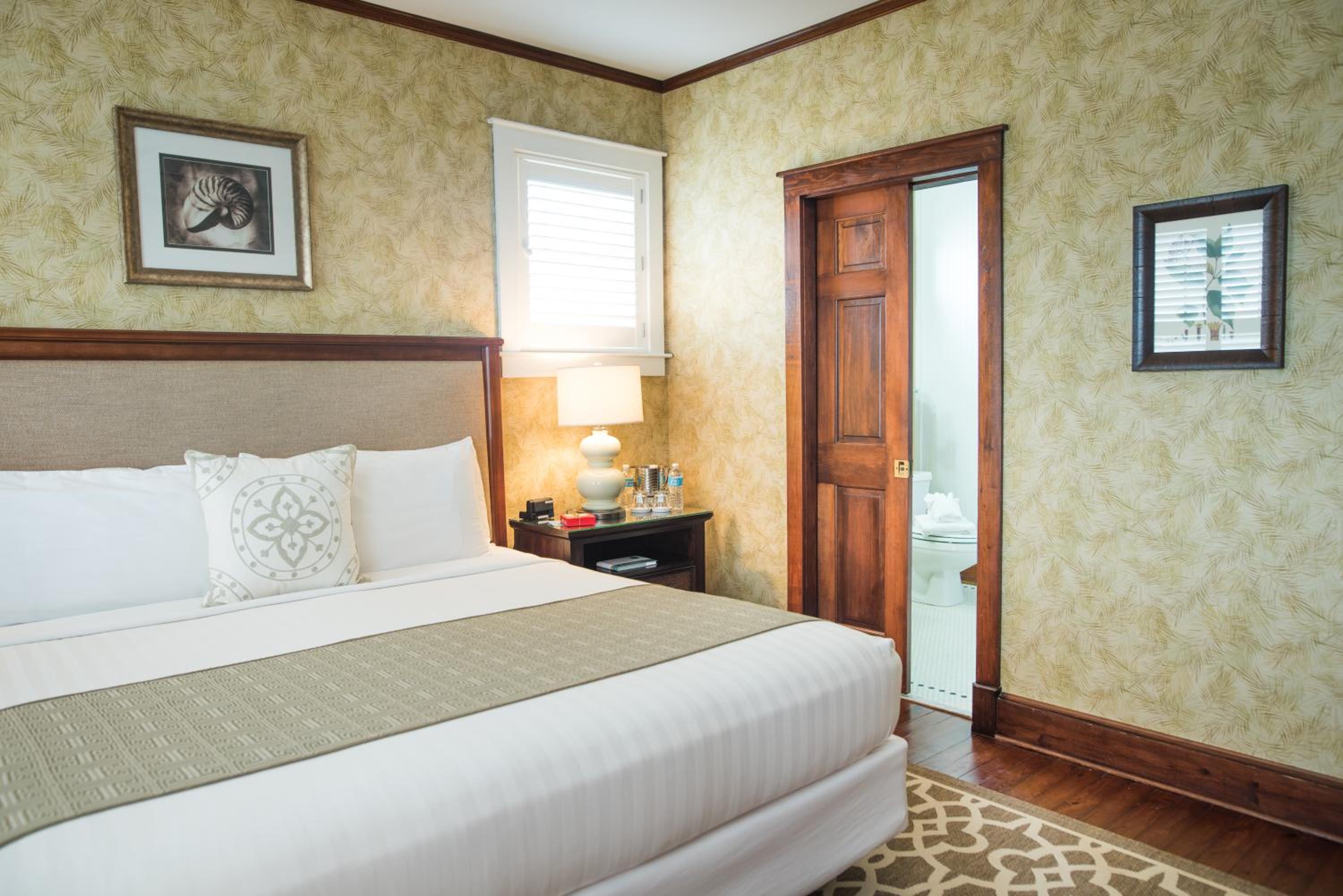 King Room with Sunset View - Photo 3