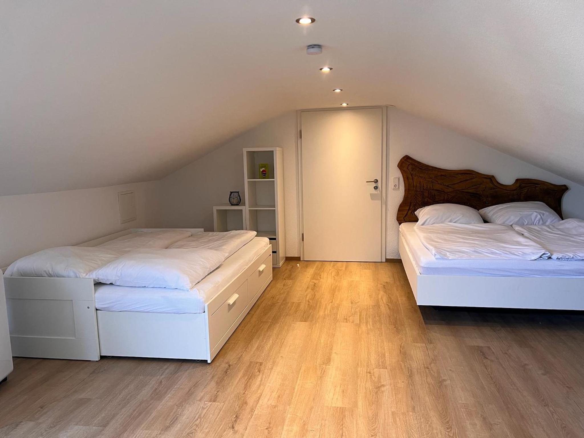 One-Bedroom Apartment photo 1