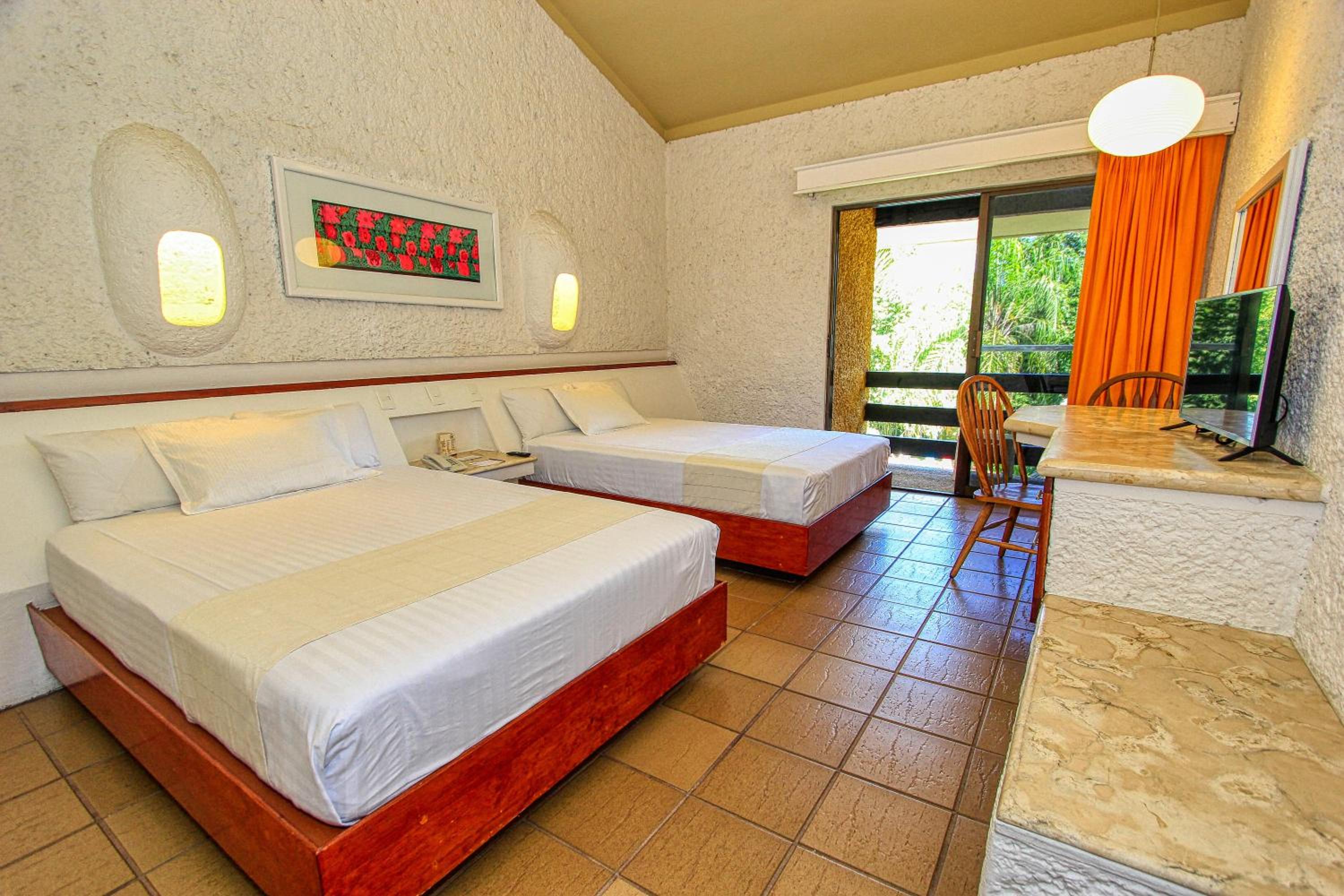 Double Room - Photo 9