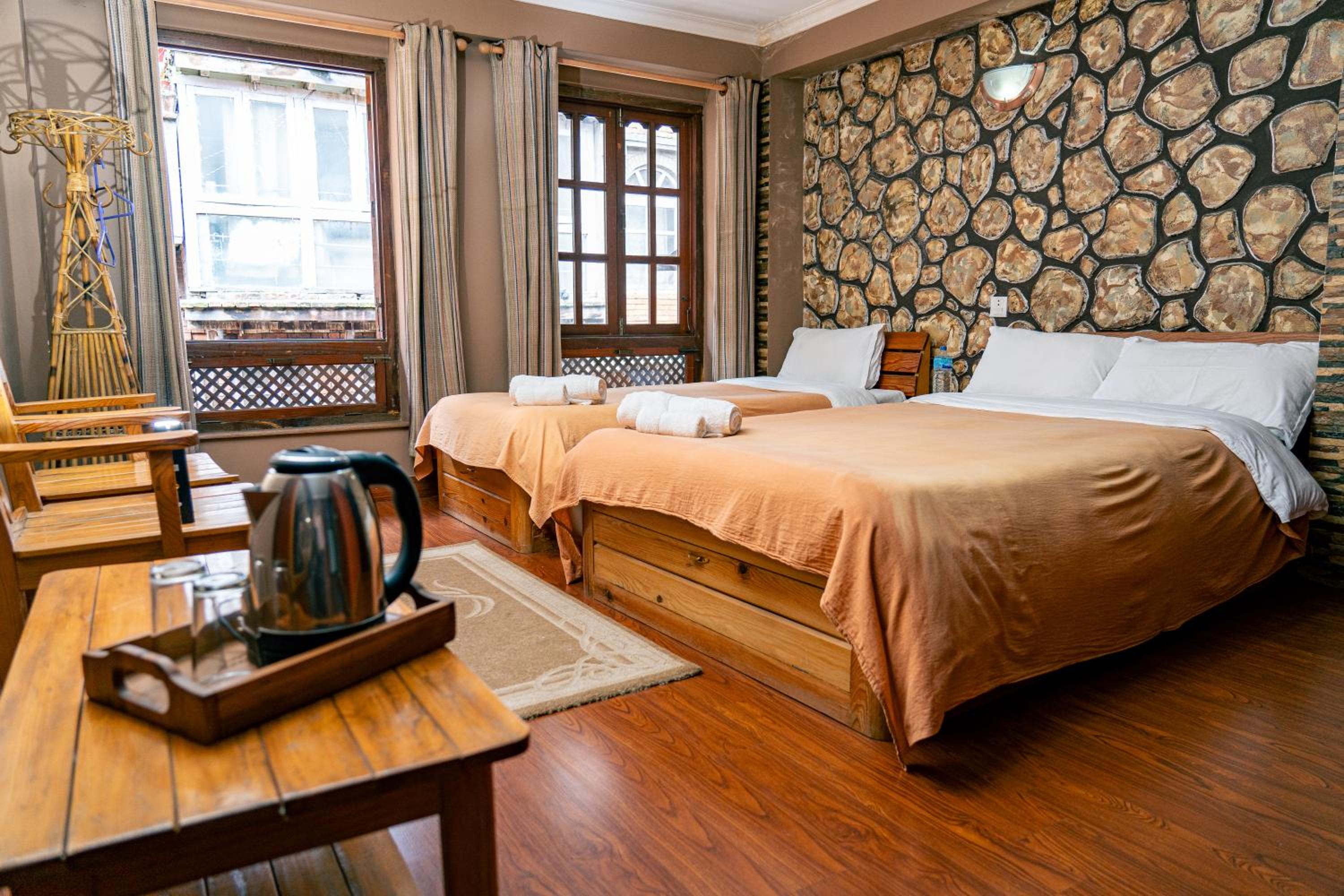 Double or Twin Room with City View photo 1
