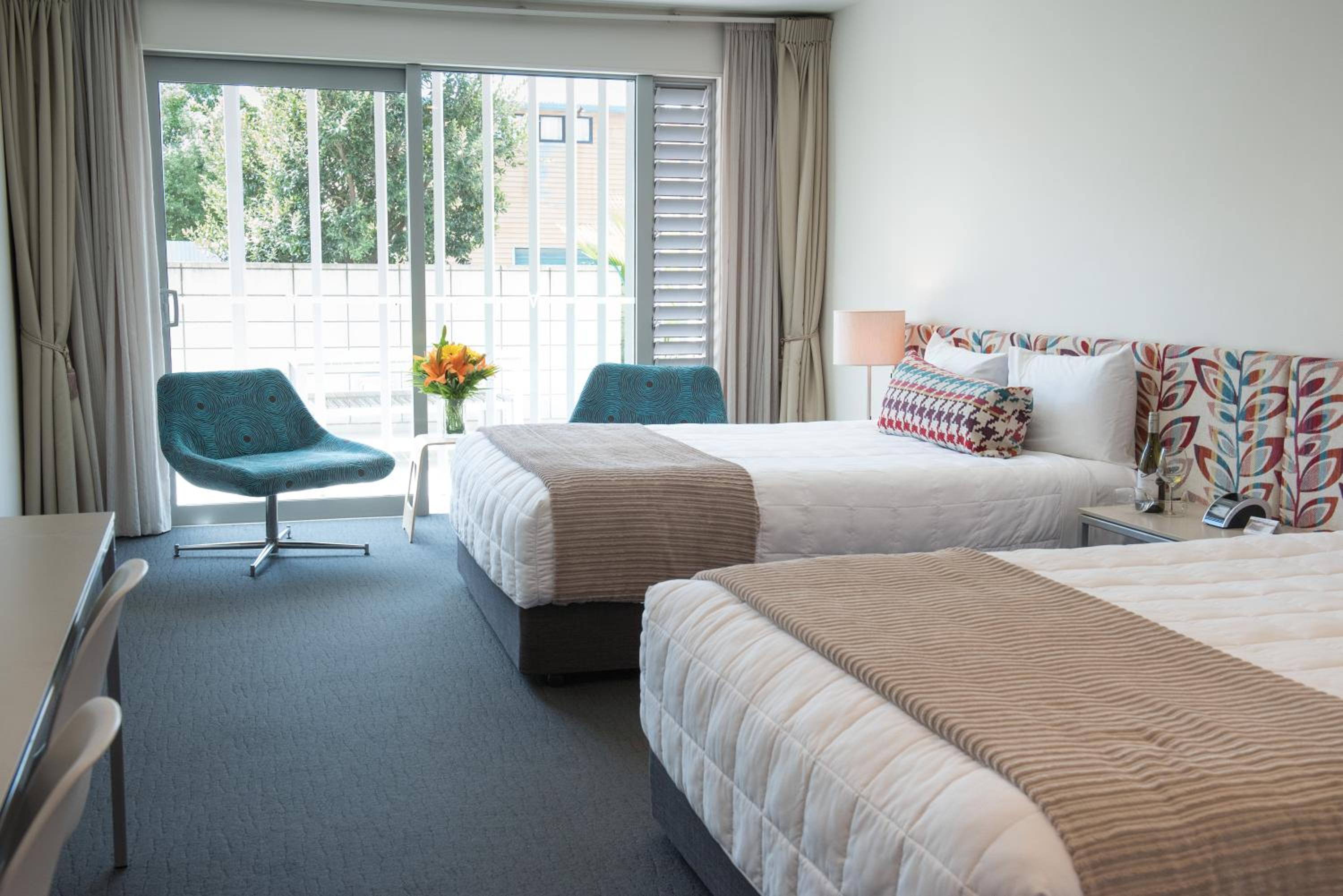 Stafford Twin Studio (2 Queen Beds) - Photo 1