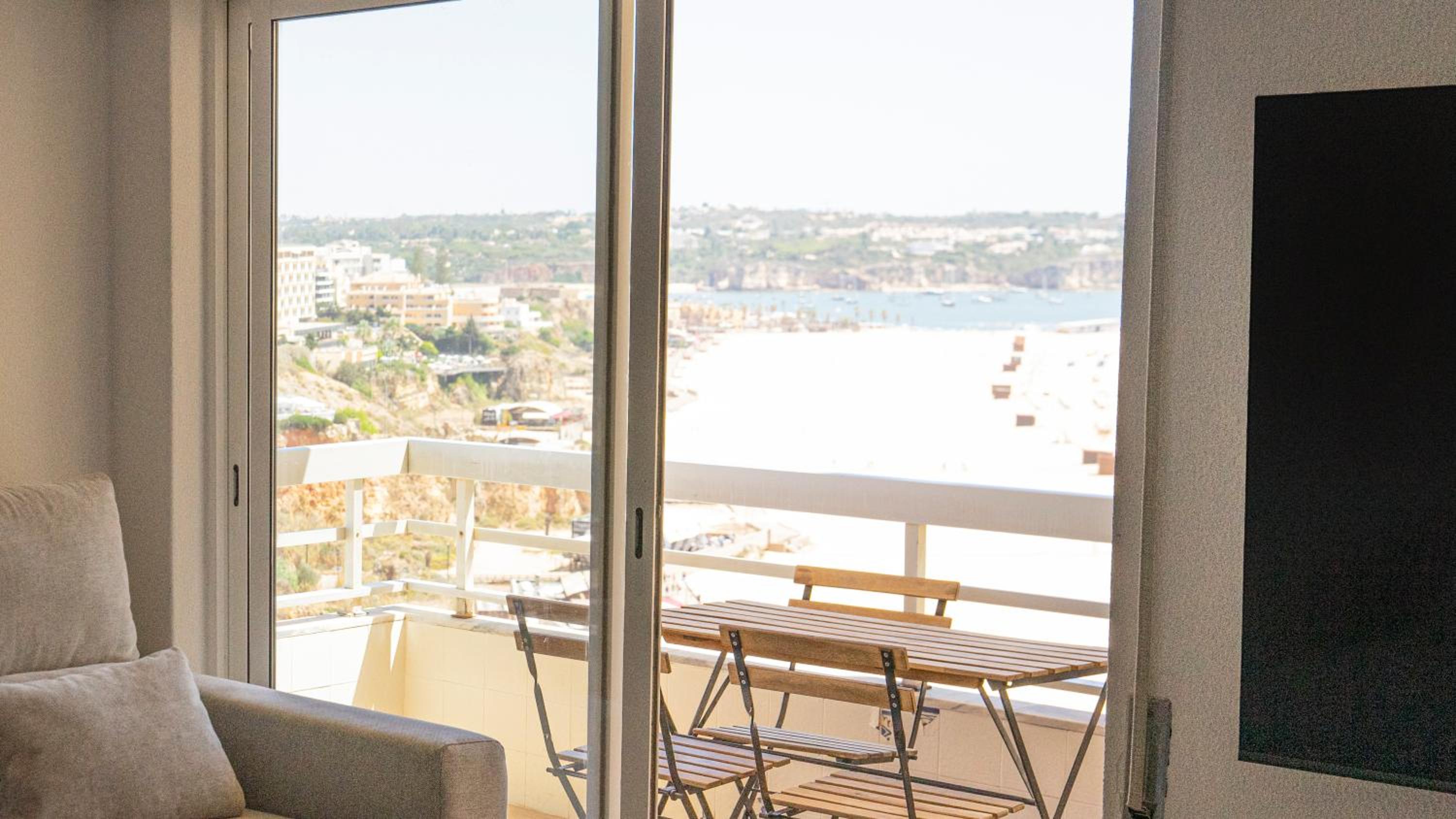Apartment with Sea View - Photo 19