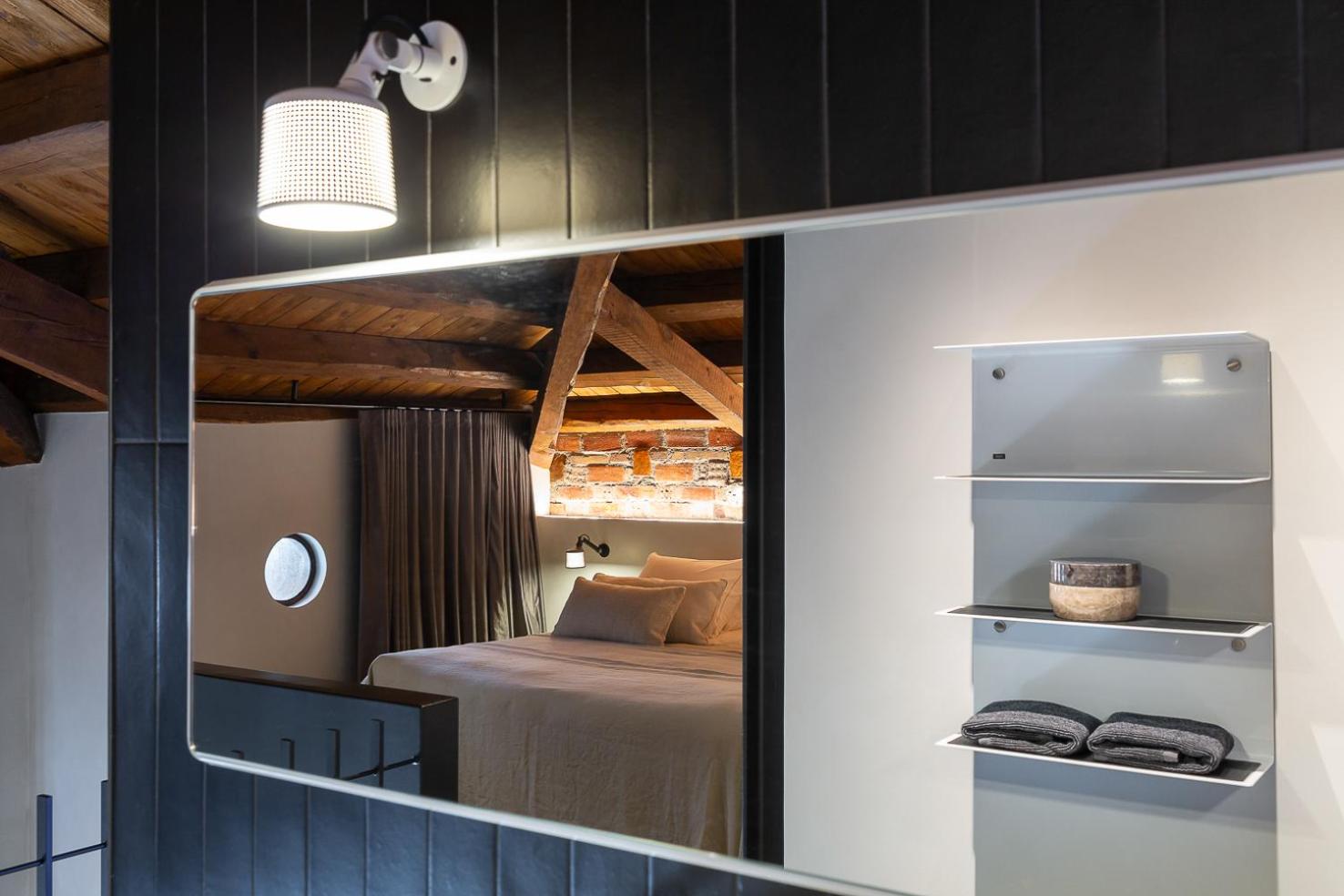 One-Bedroom House photo 1