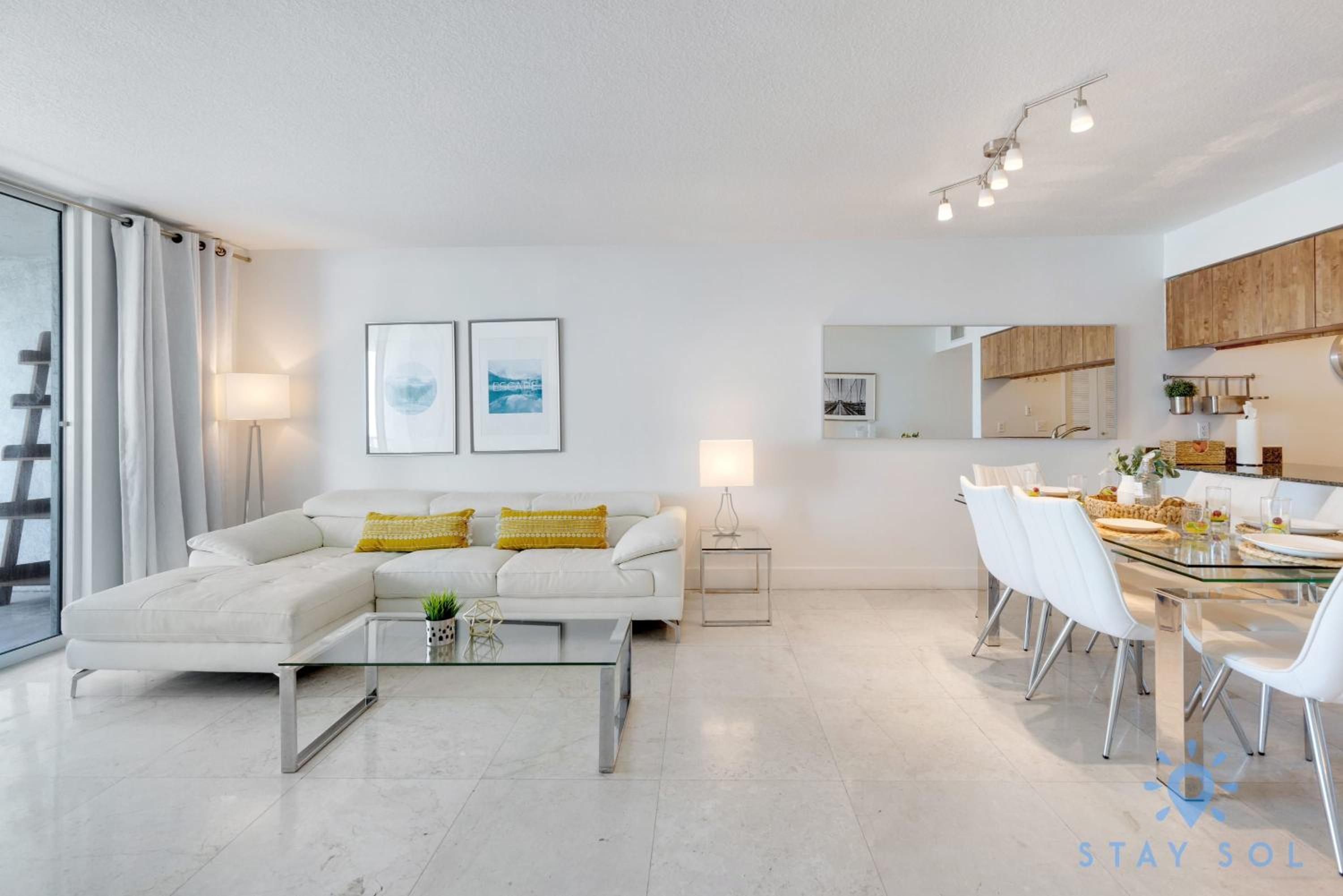 Apartment photo 1