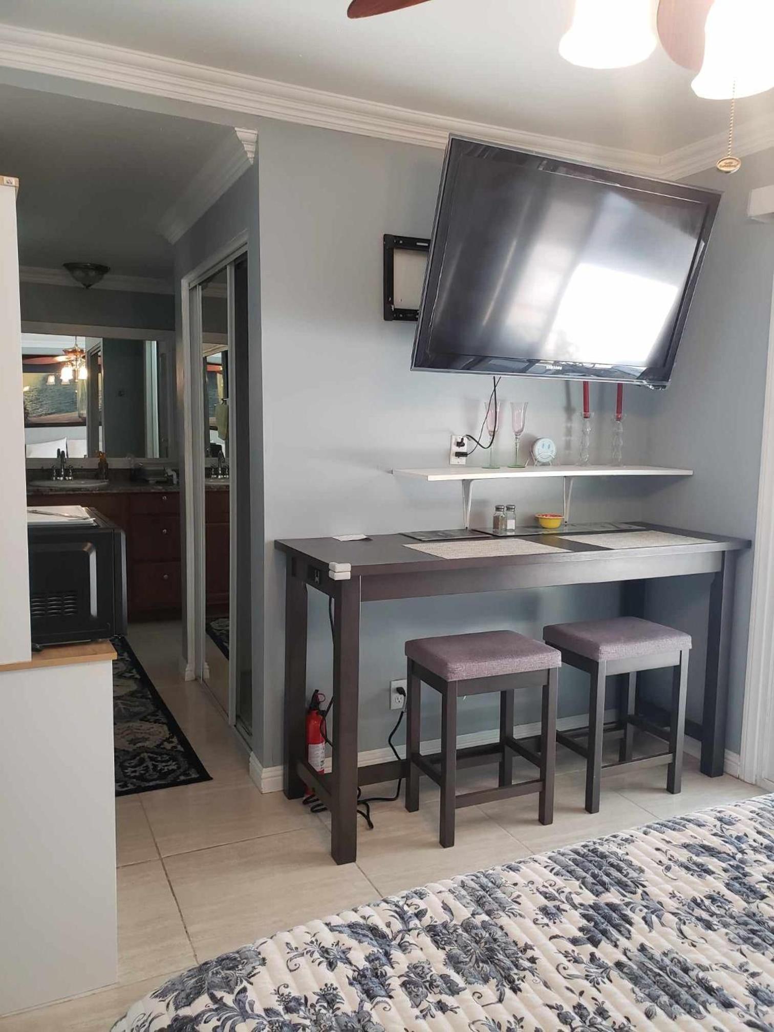Double Room With Private Bathroom photo 3