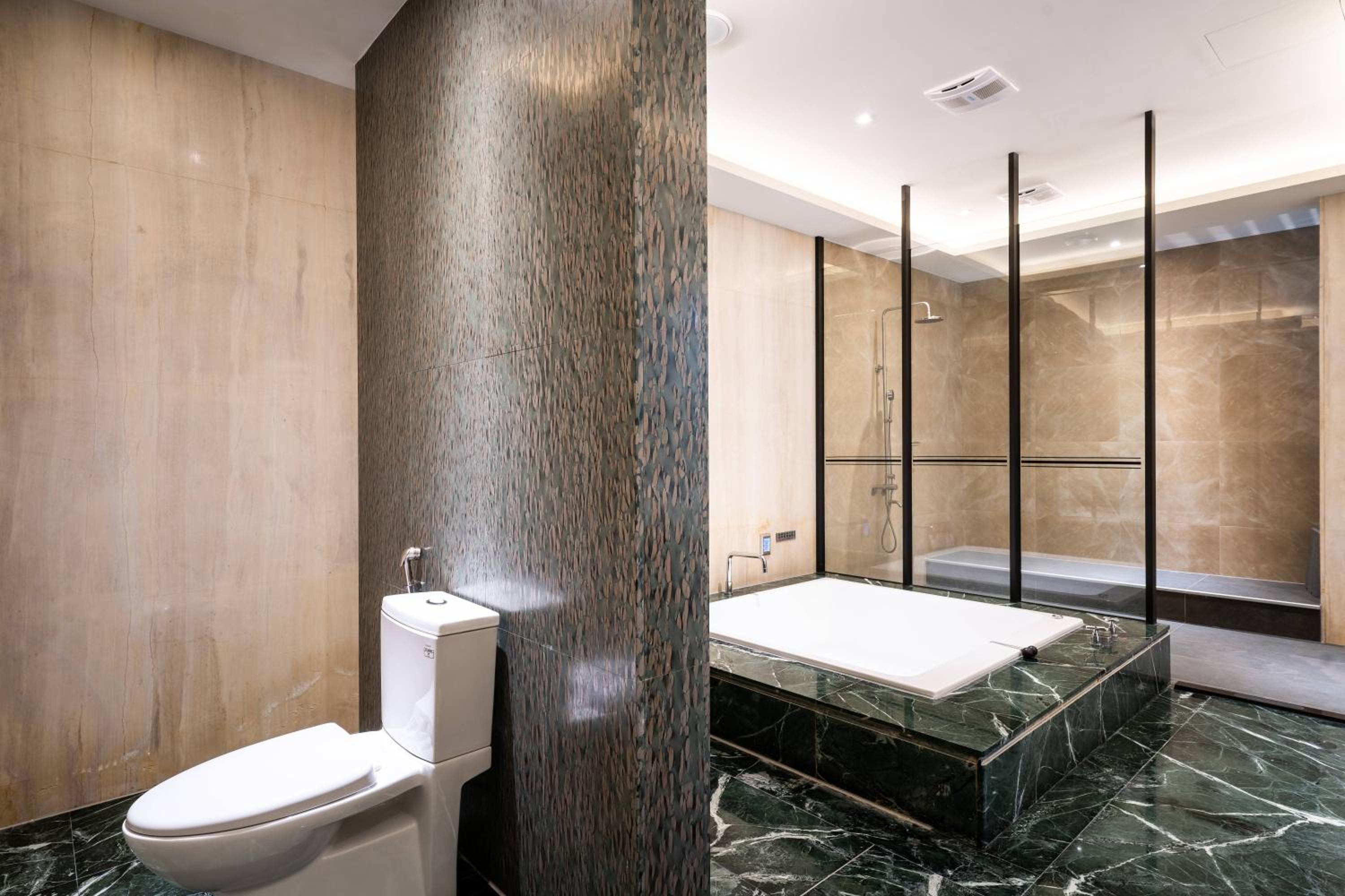 SLuxury Double Room - C(Check in after 21:00) - Photo 39