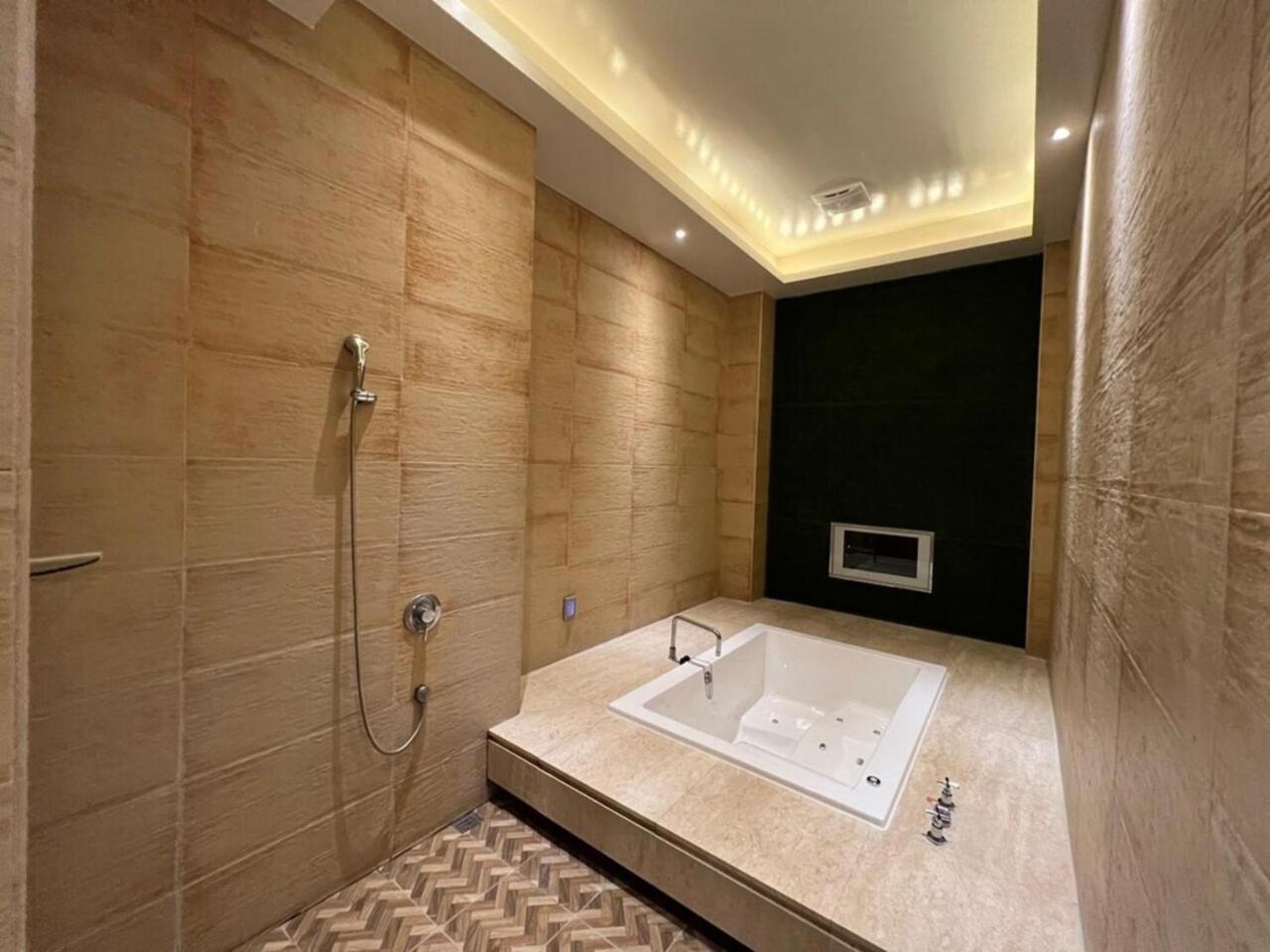 Superior Double Room (Check-in after 18:00) - Photo 32