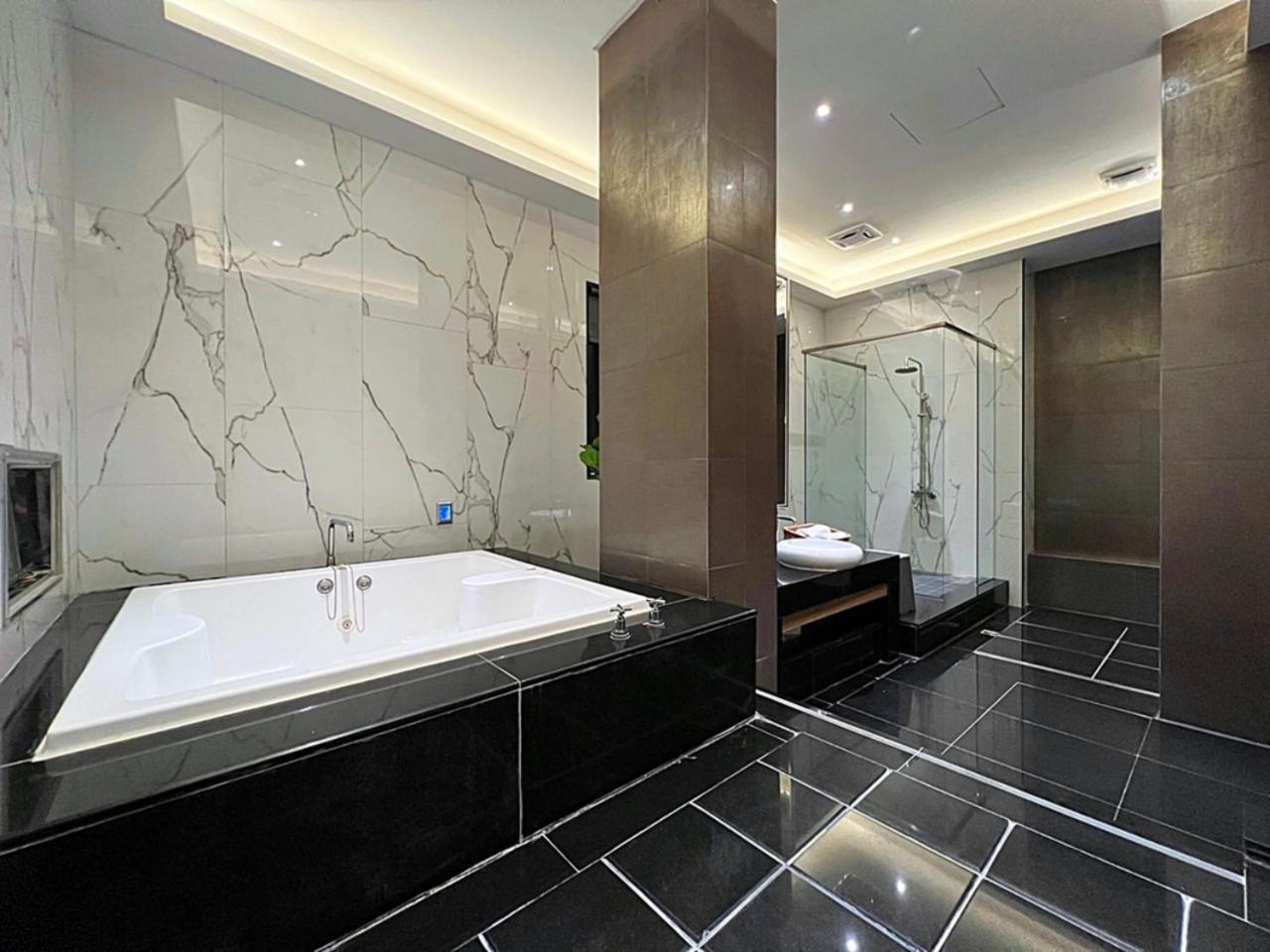 Superior Double Room (Check-in after 18:00) - Photo 26