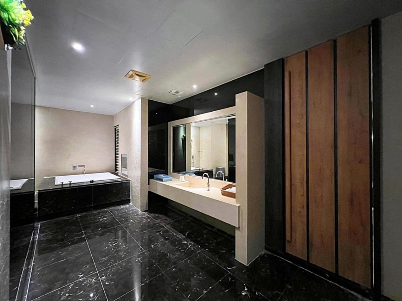Superior Double Room (Check-in after 18:00) - Photo 16