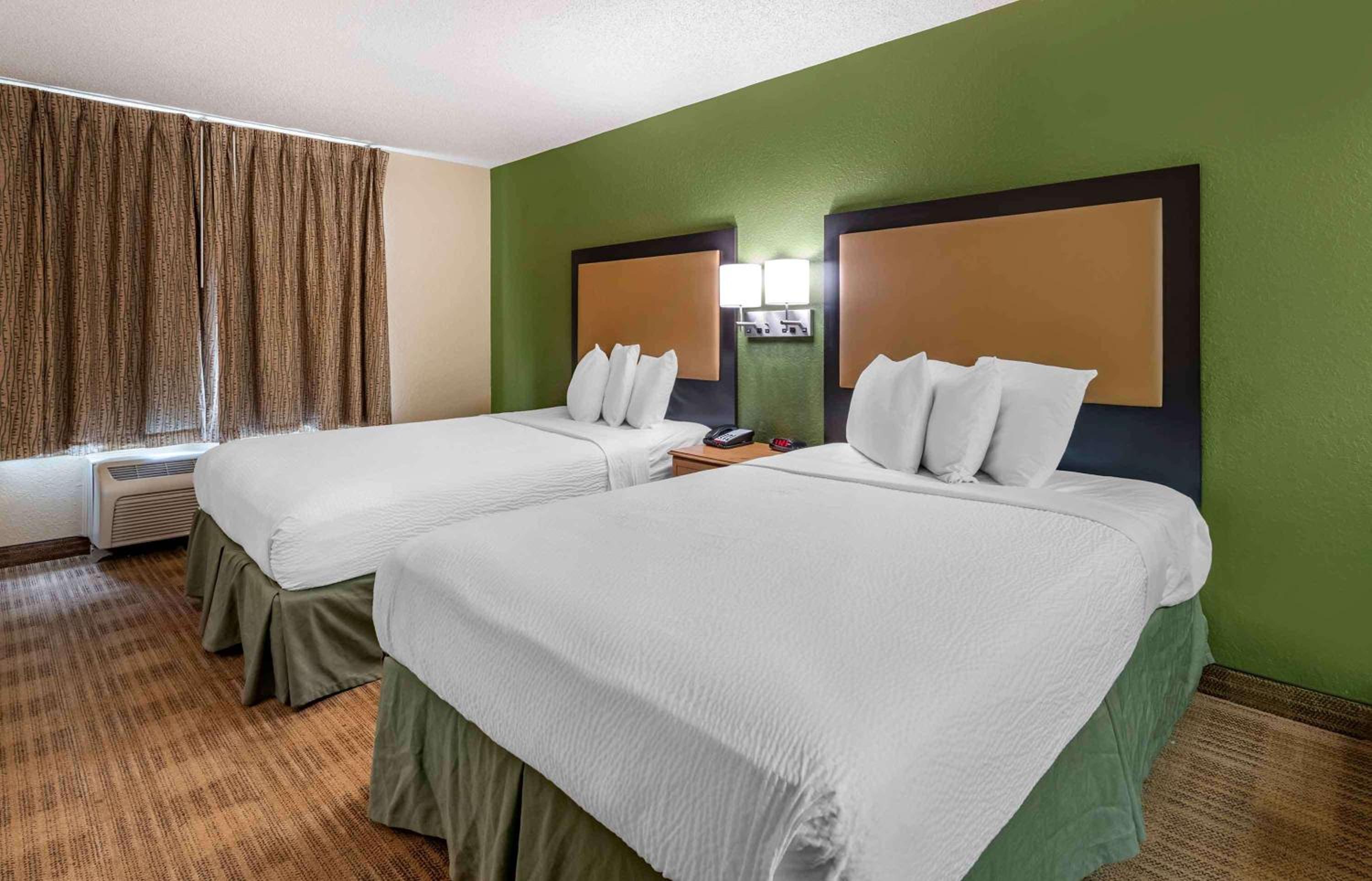 Studio with 2 Double Beds - Non-Smoking