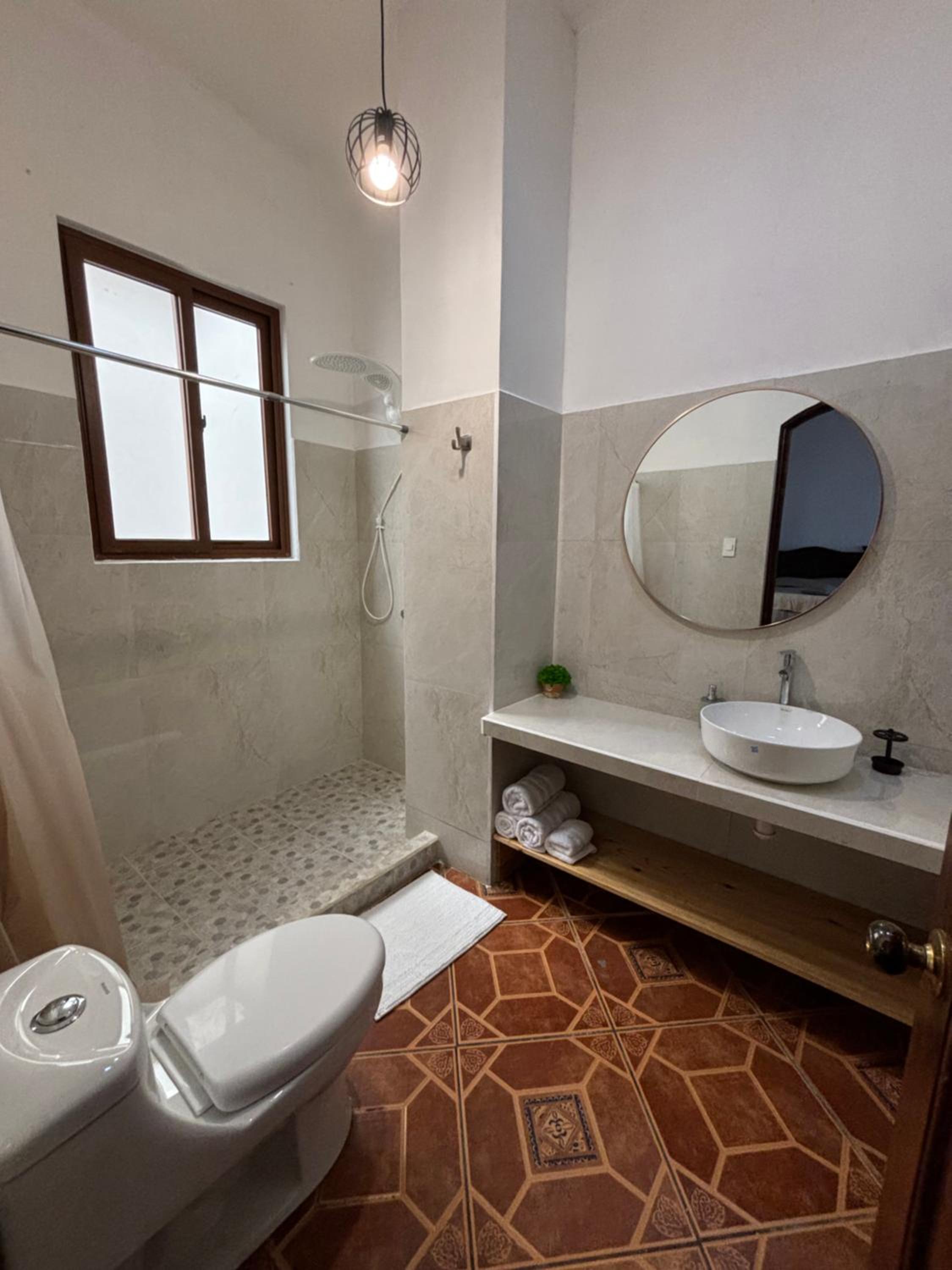 Deluxe Double Room (2 Adults + 1 Child) photo 3
