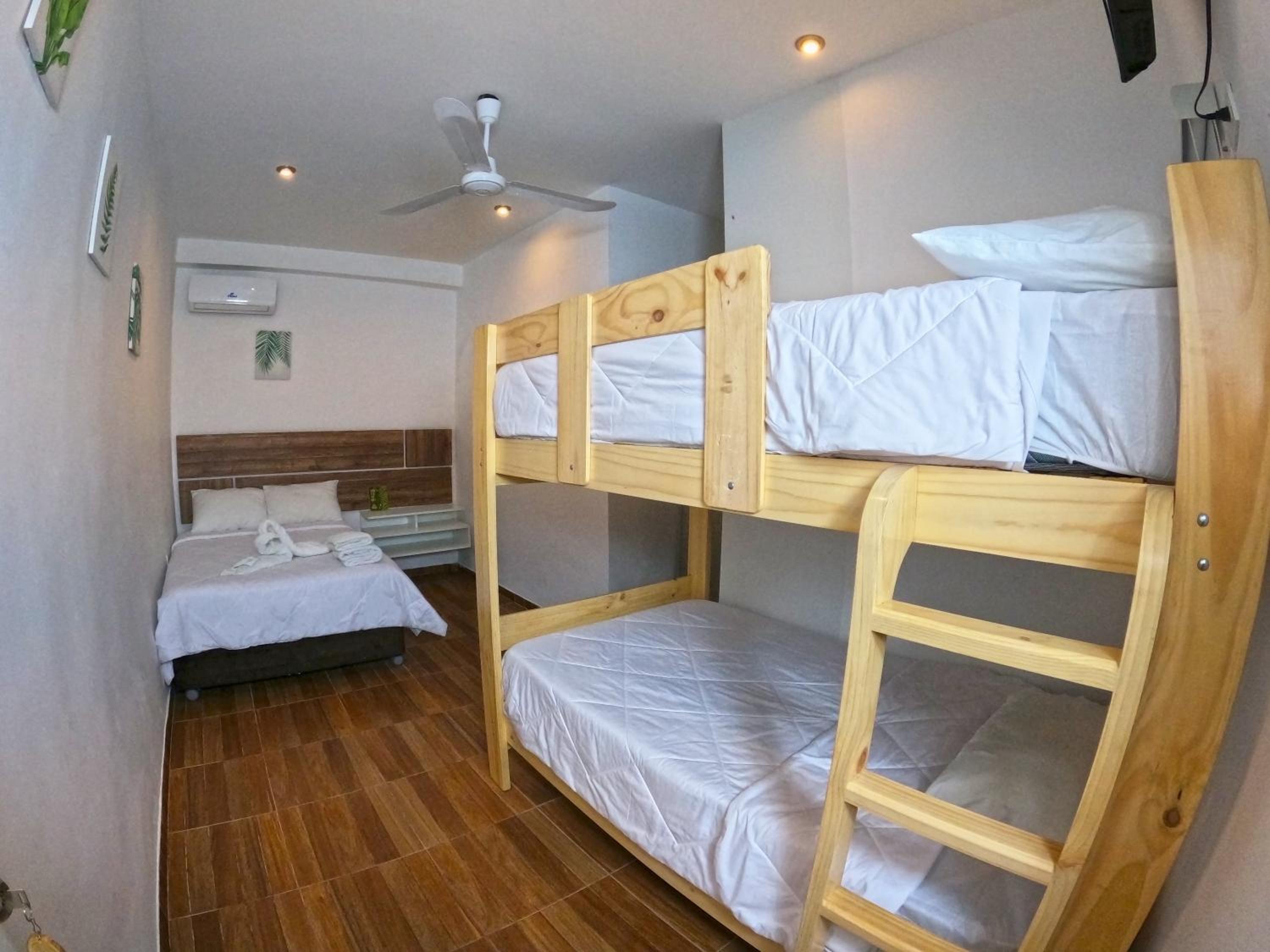 Deluxe Family Room