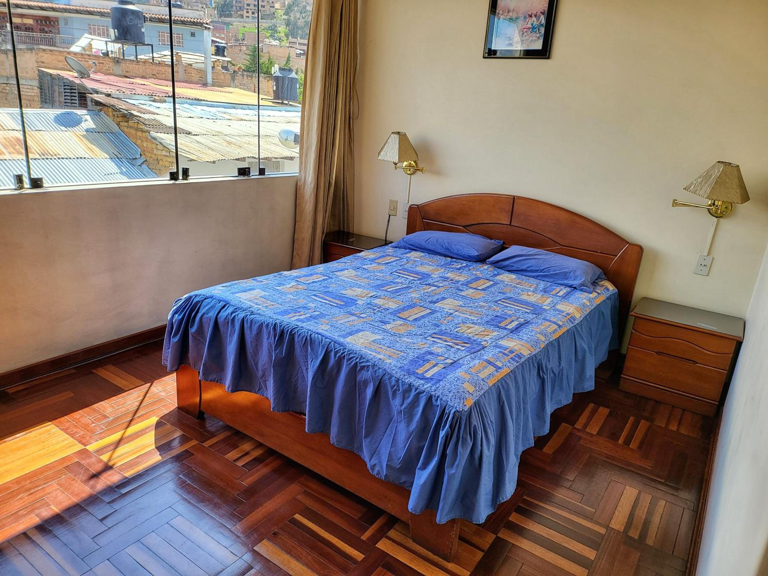 Standard Queen Room