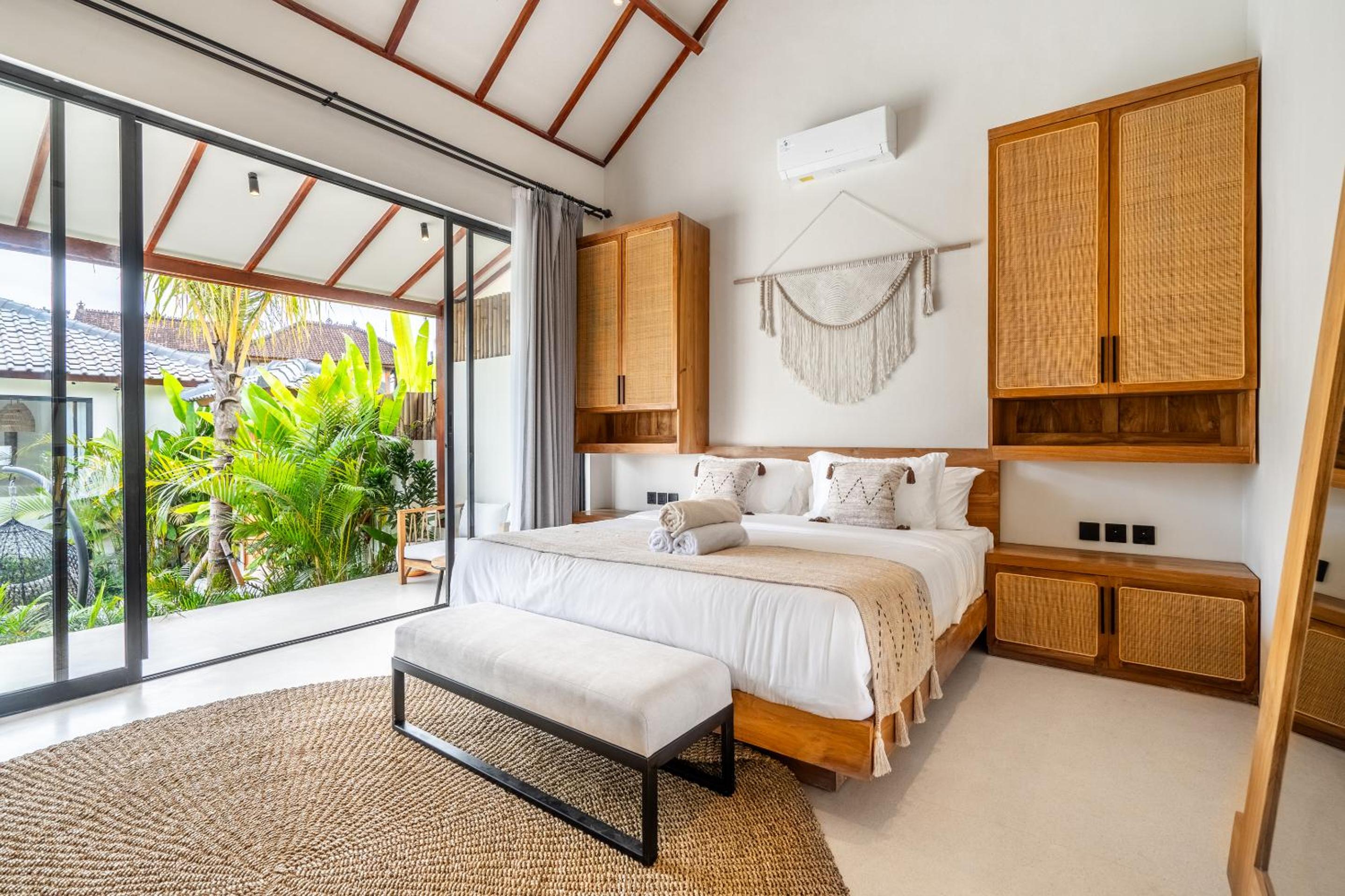 Two-Bedroom Villa - Photo 49
