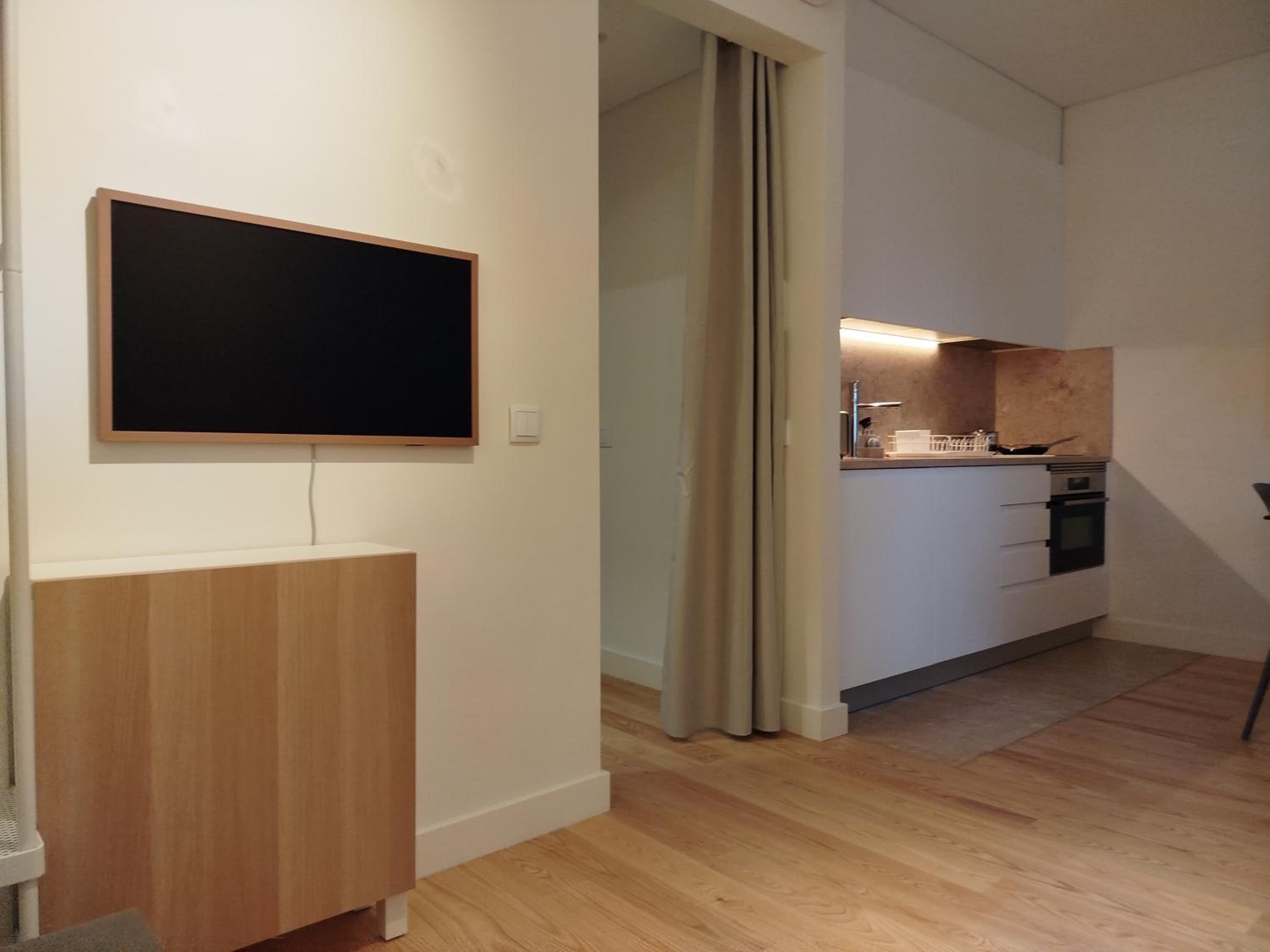 Superior One-Bedroom Apartment photo 3