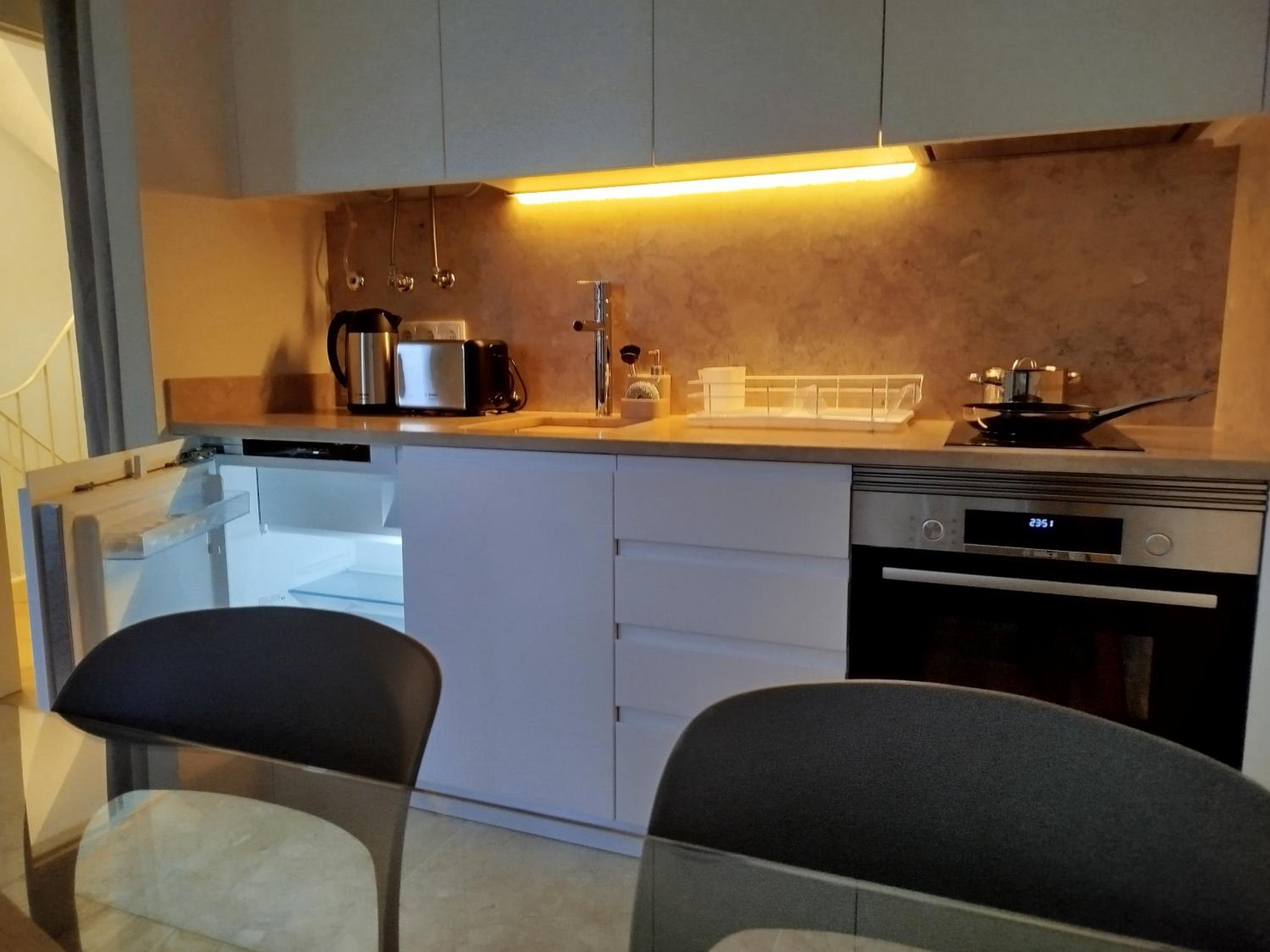 Superior Apartment with City View photo 2