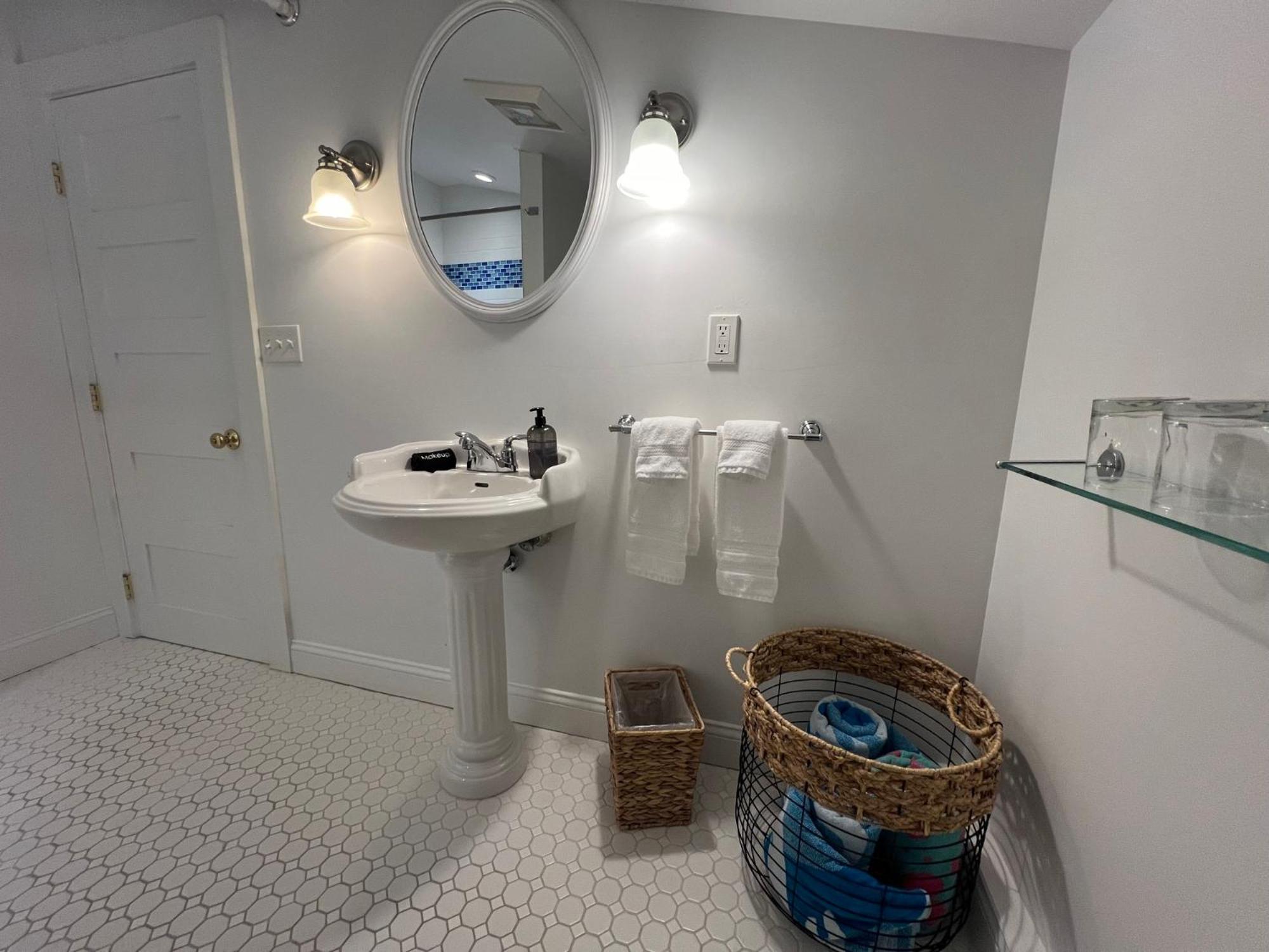 Double Room With Private Bathroom photo 2