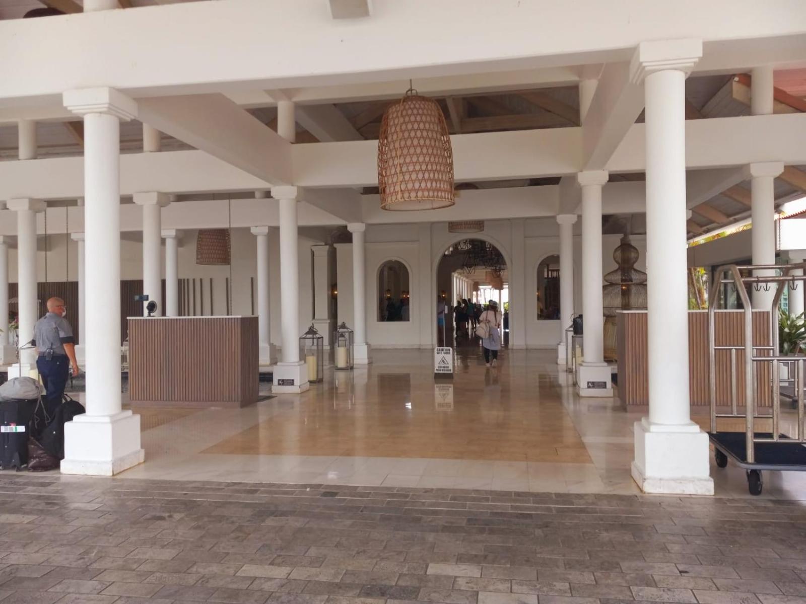 Villa - Beach Front photo 1