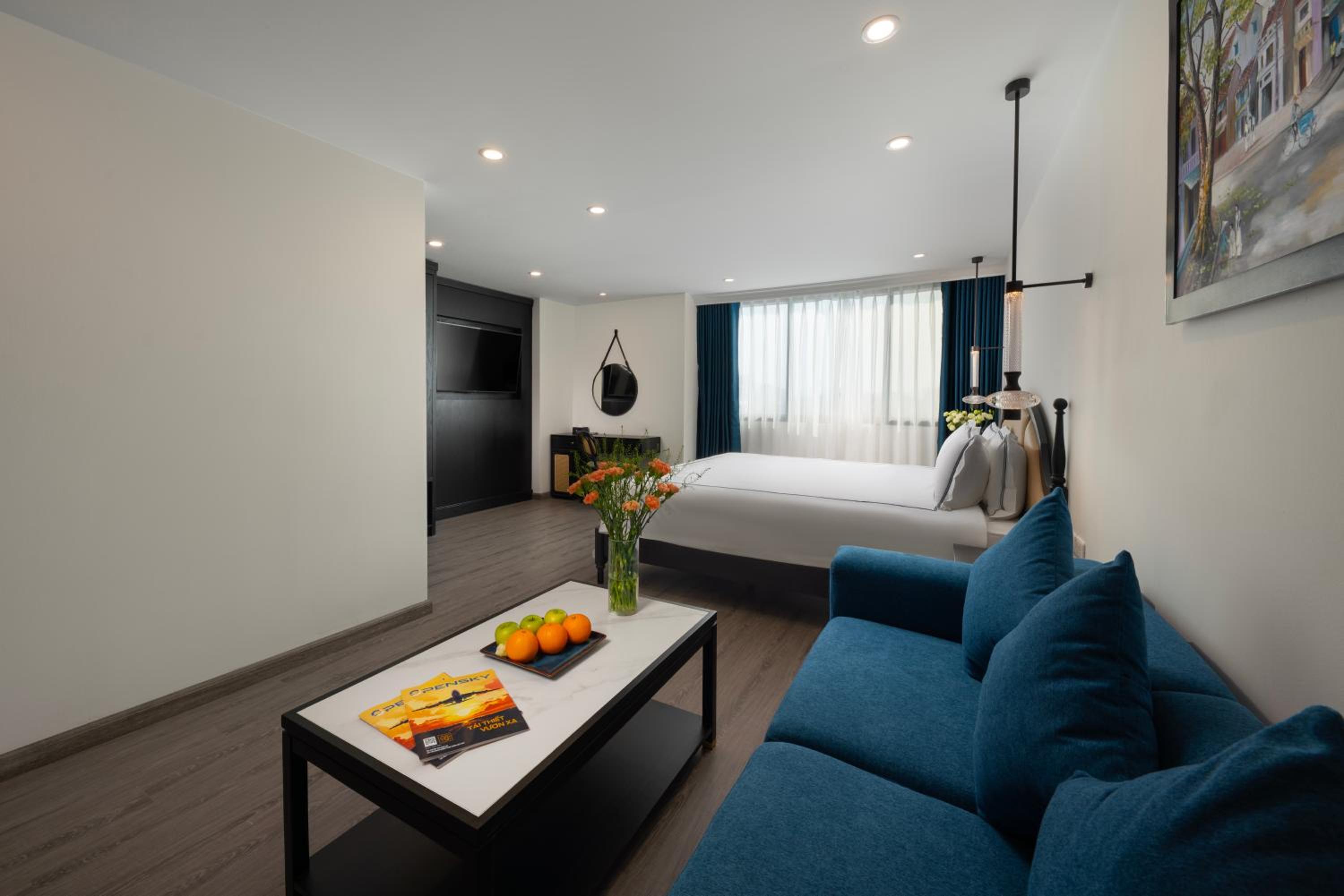 Double or Twin Room with City View photo 3