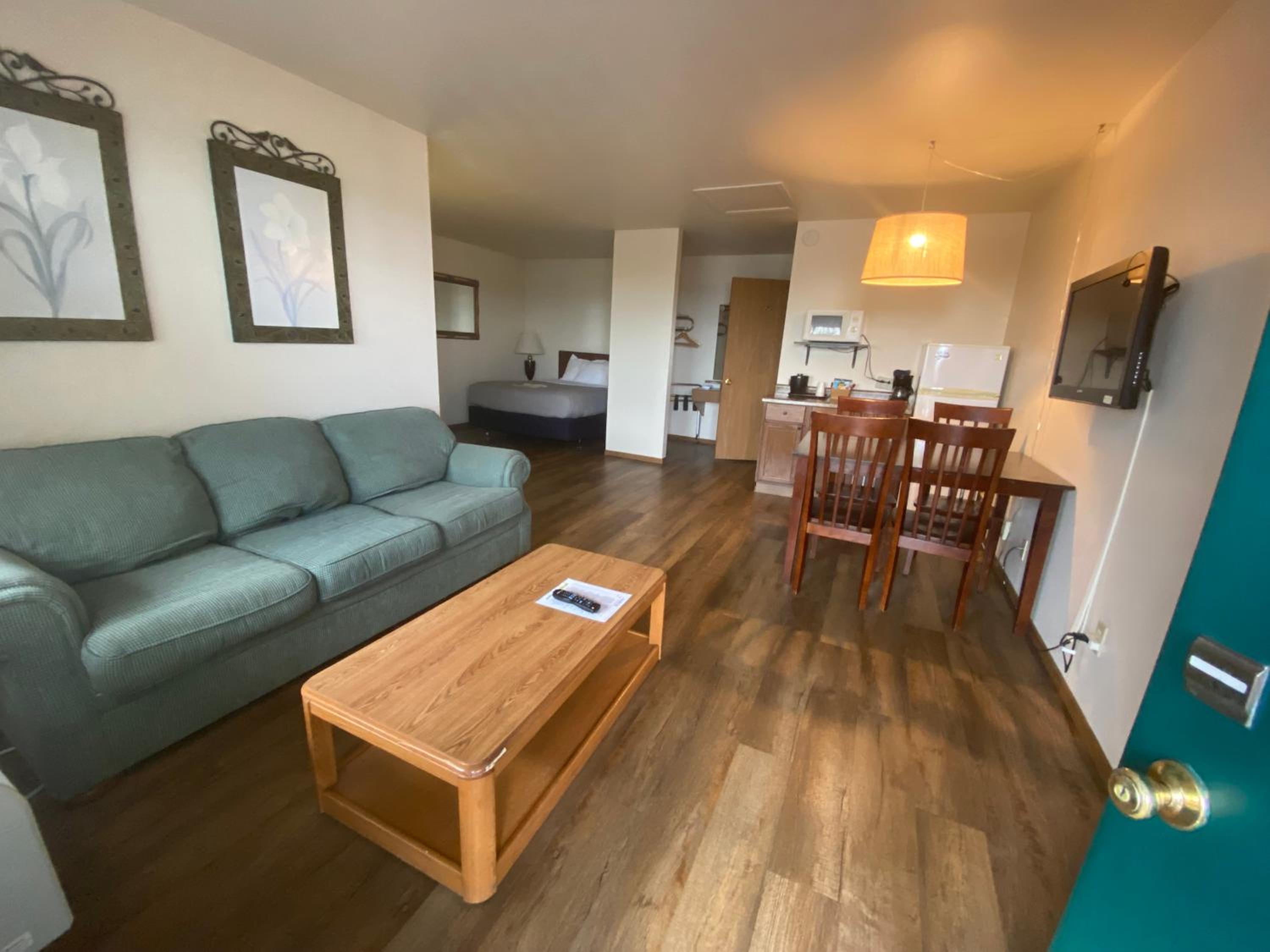 Junior Suite - Photo 1