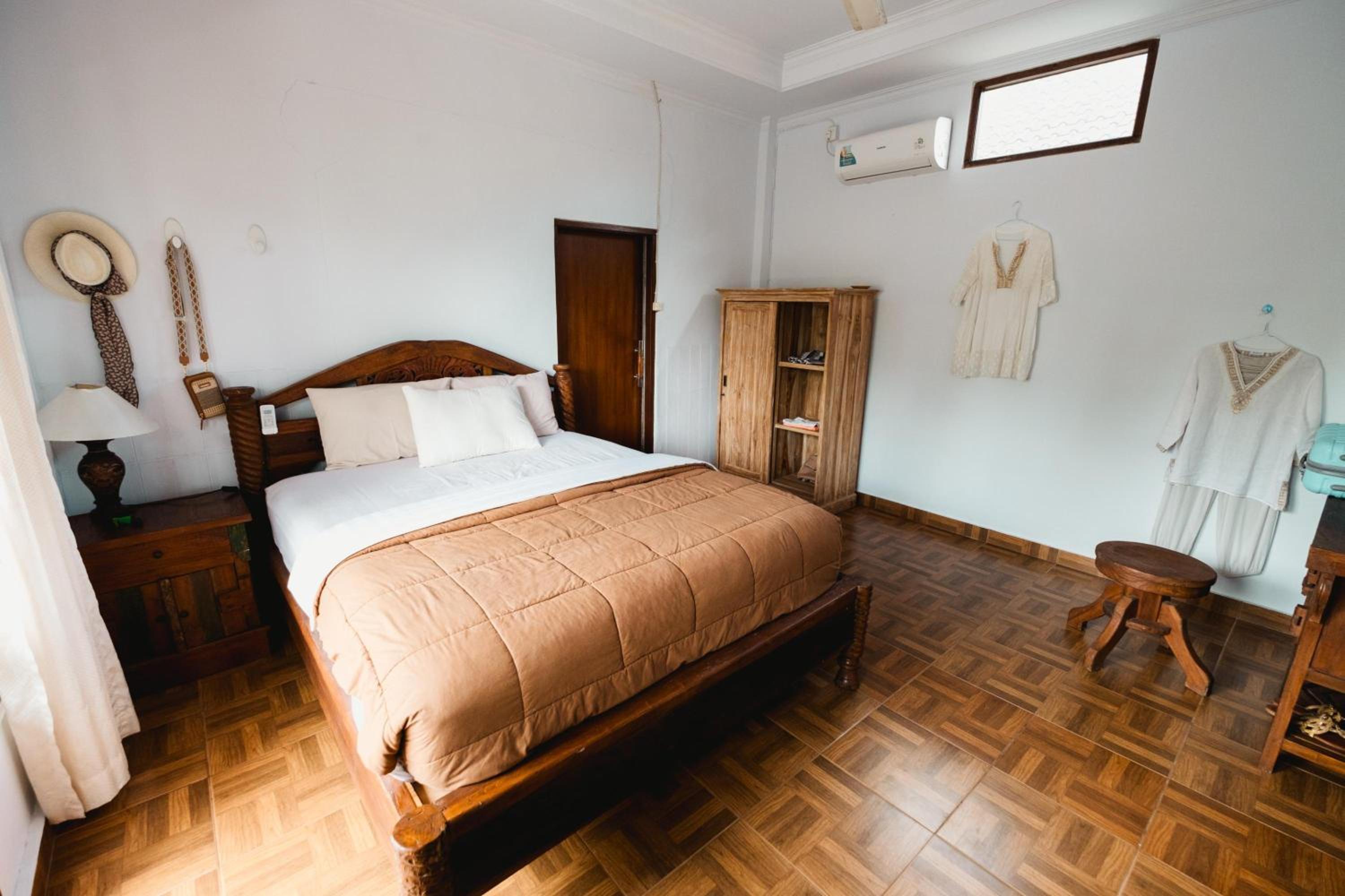 Standard Double or Twin Room - Photo 2