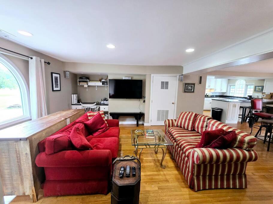 Four-Bedroom House photo 1