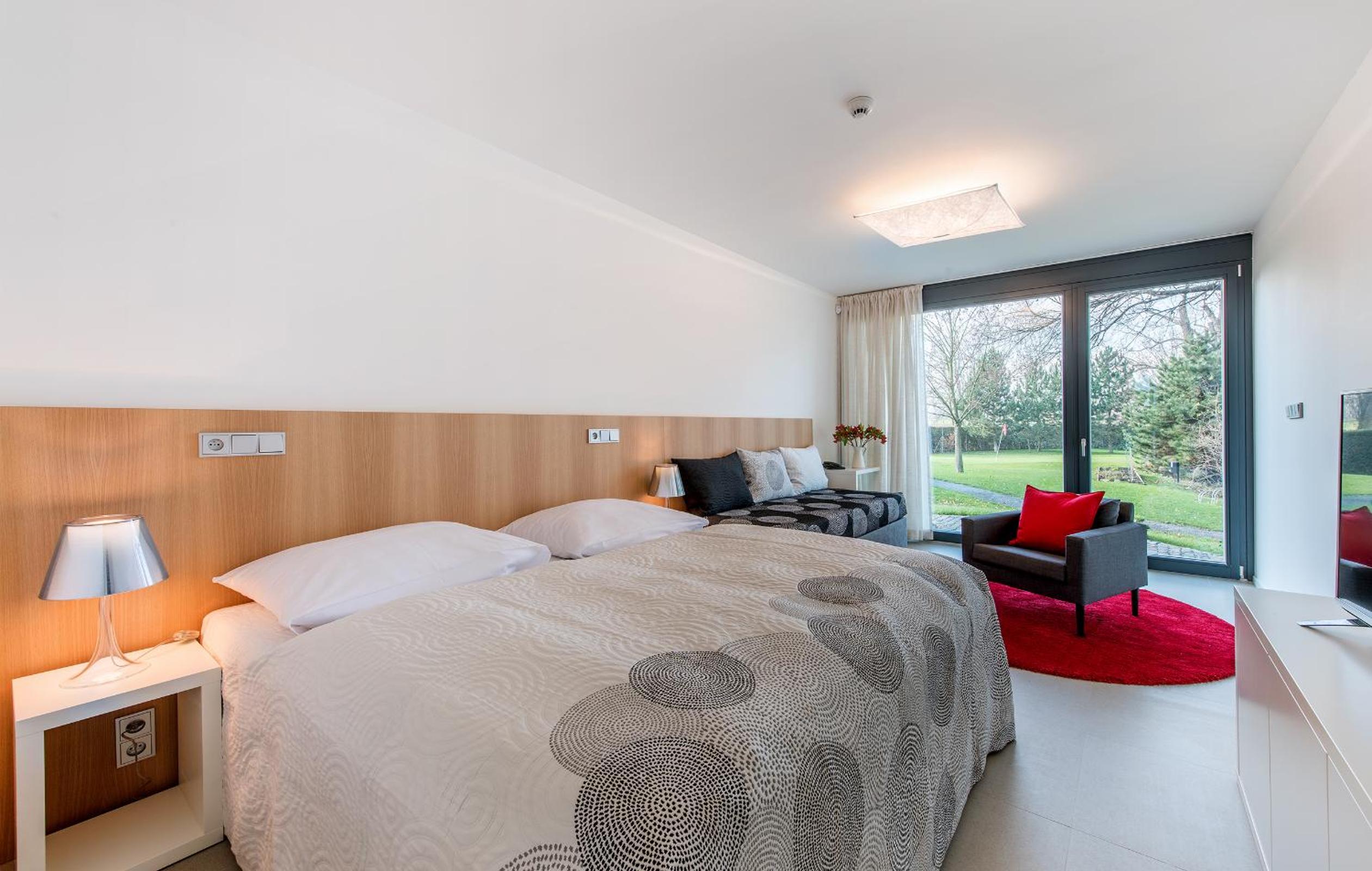 Standard Double or Twin Room - Photo 2