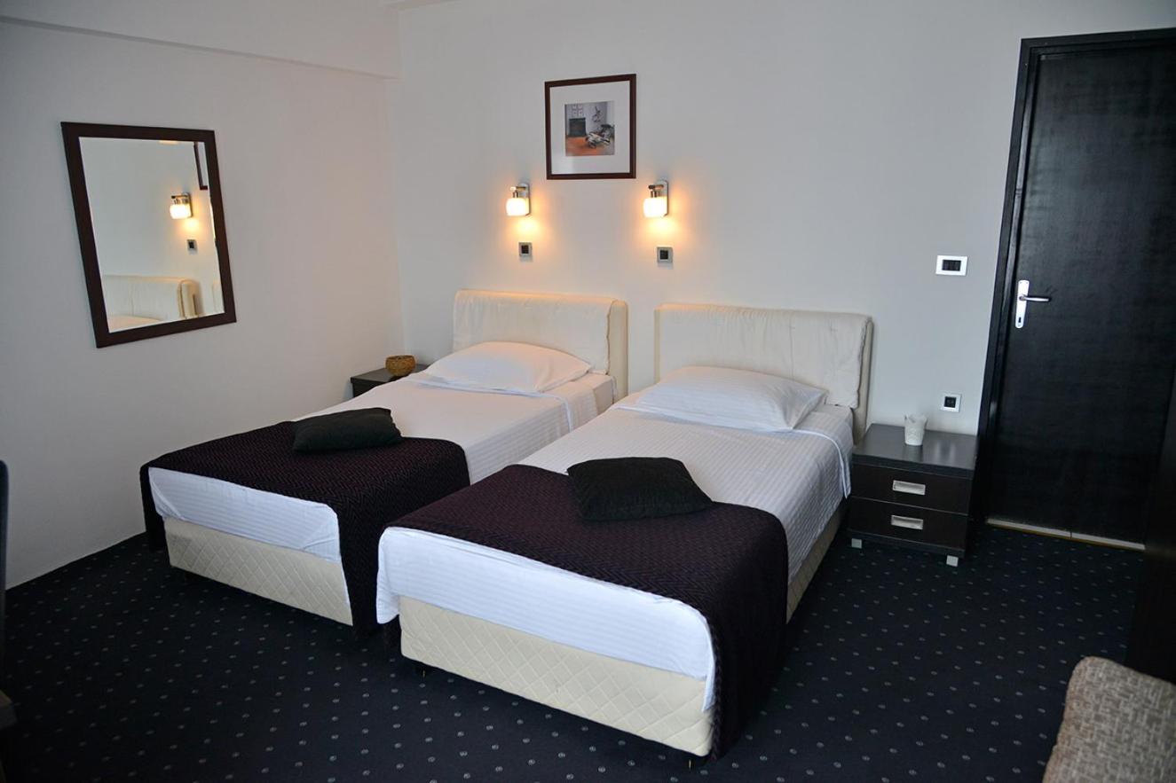 Twin Room with Terrace photo 1