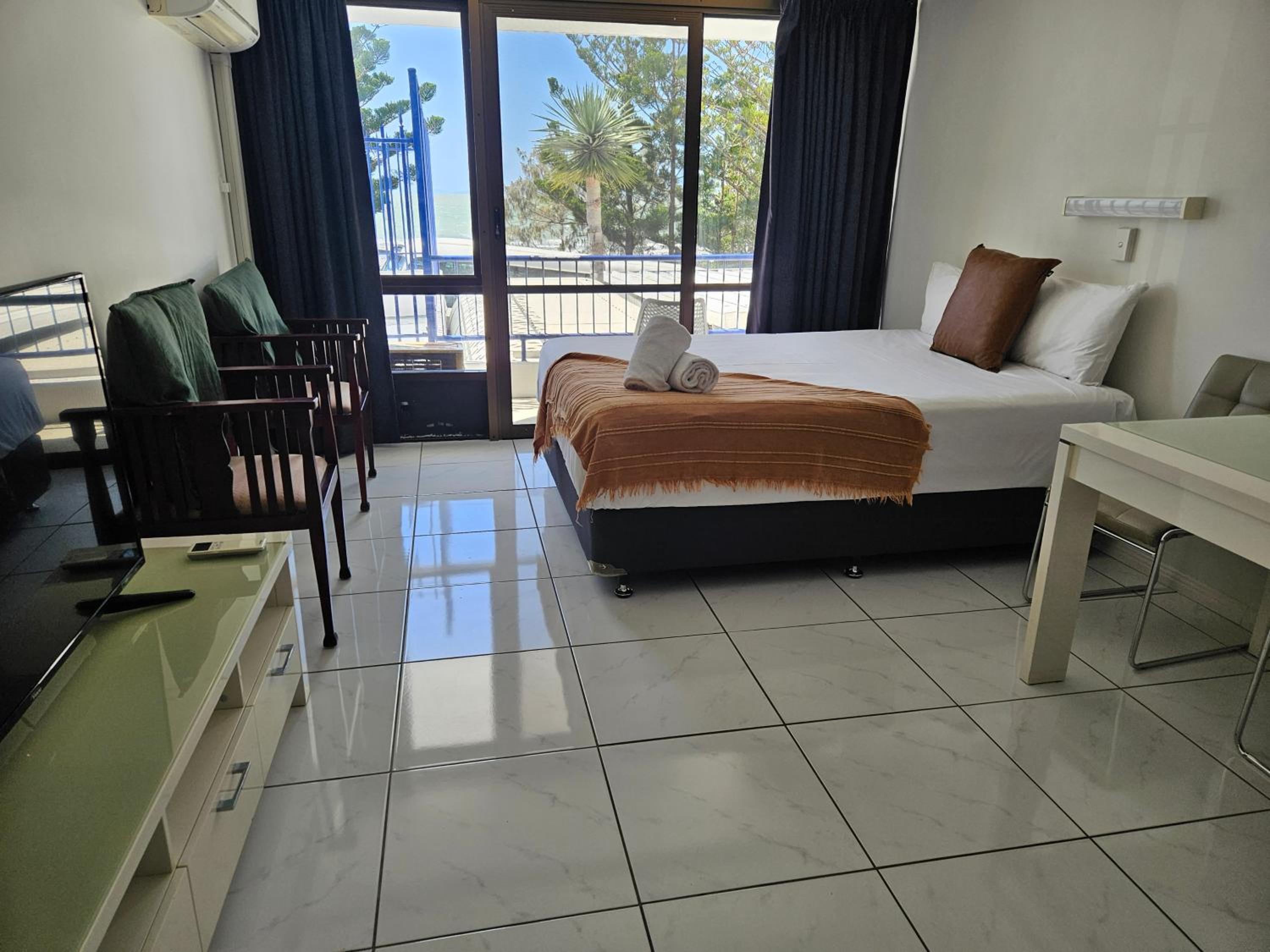 Queen Room with Ocean View photo 3