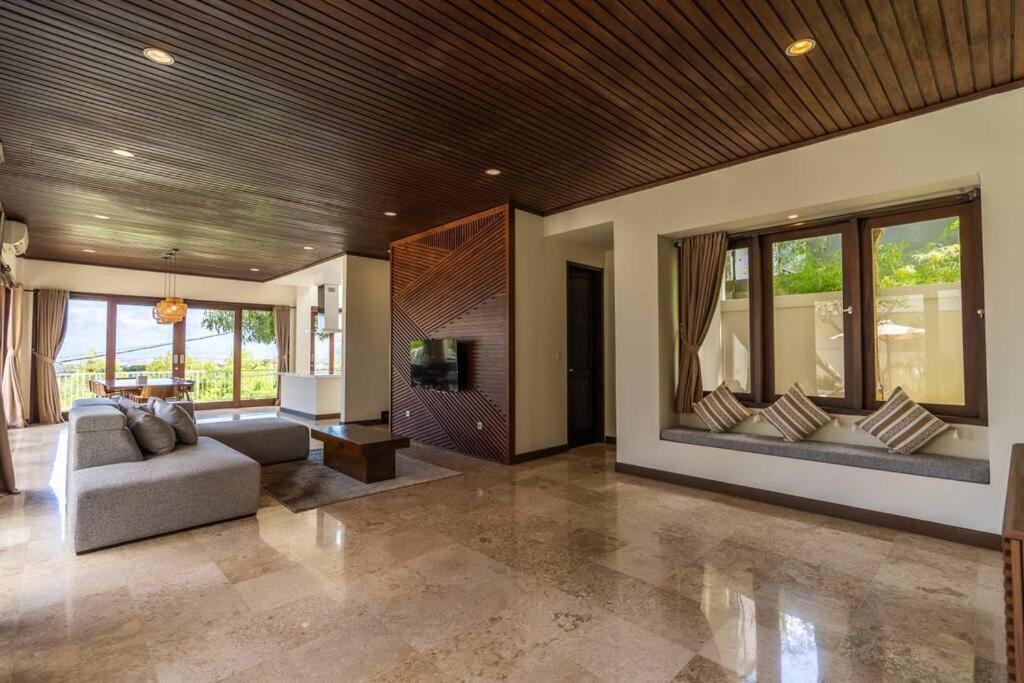 Villa - Photo 5