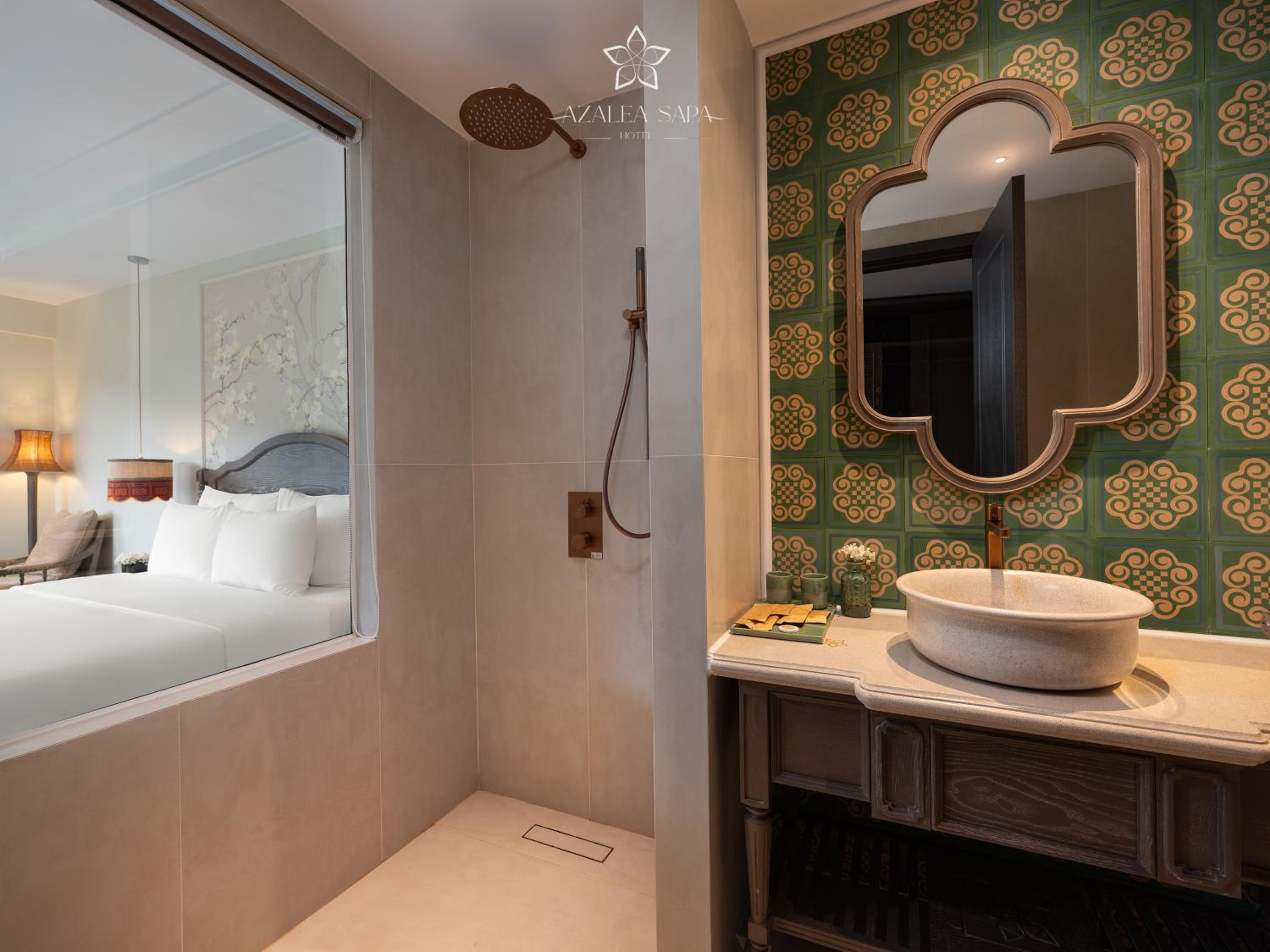 Deluxe Double Room - Photo 8