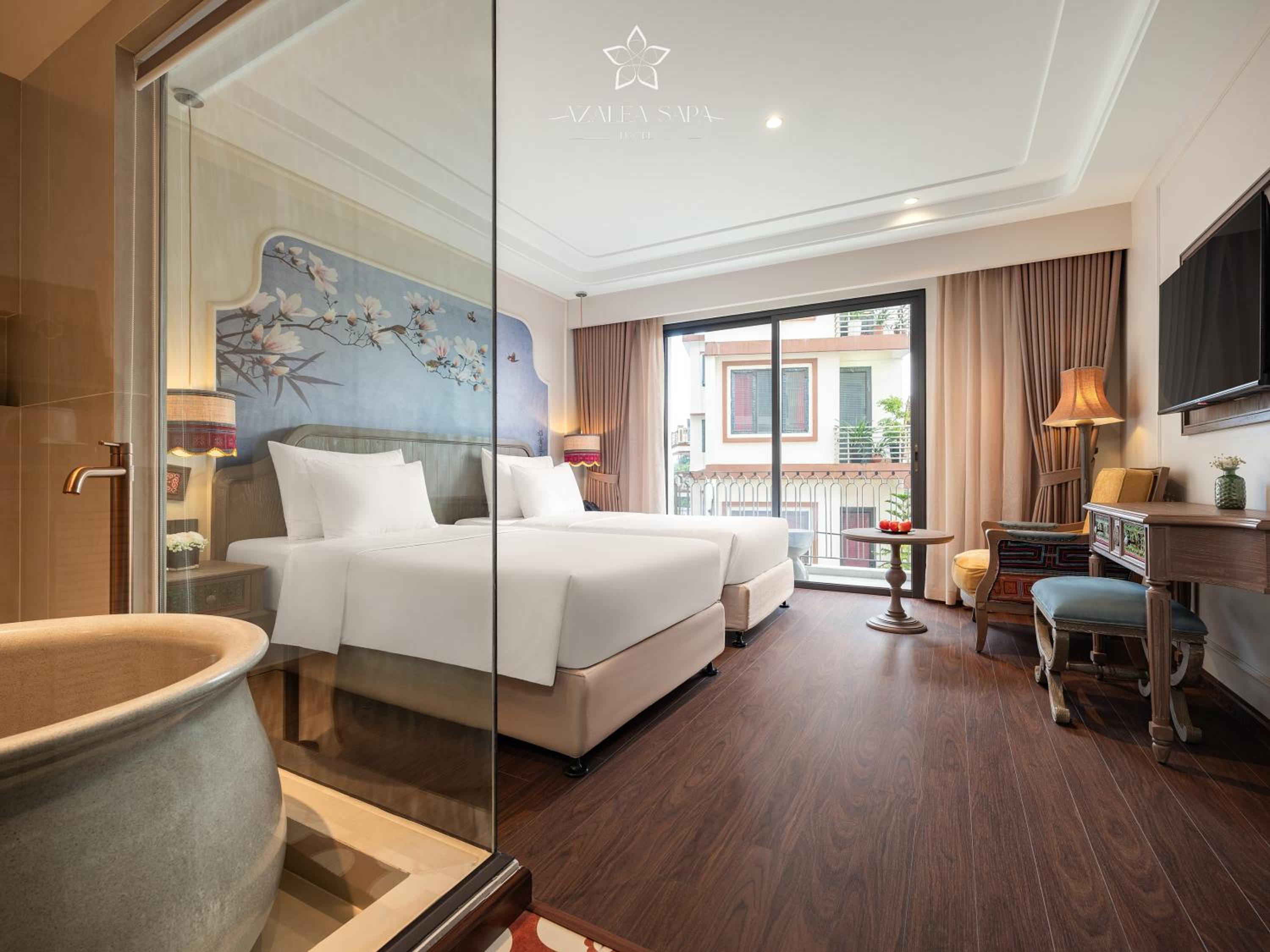 Suite with Terrace - Photo 9