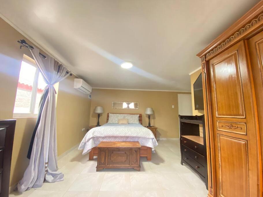 Three-Bedroom House photo 1