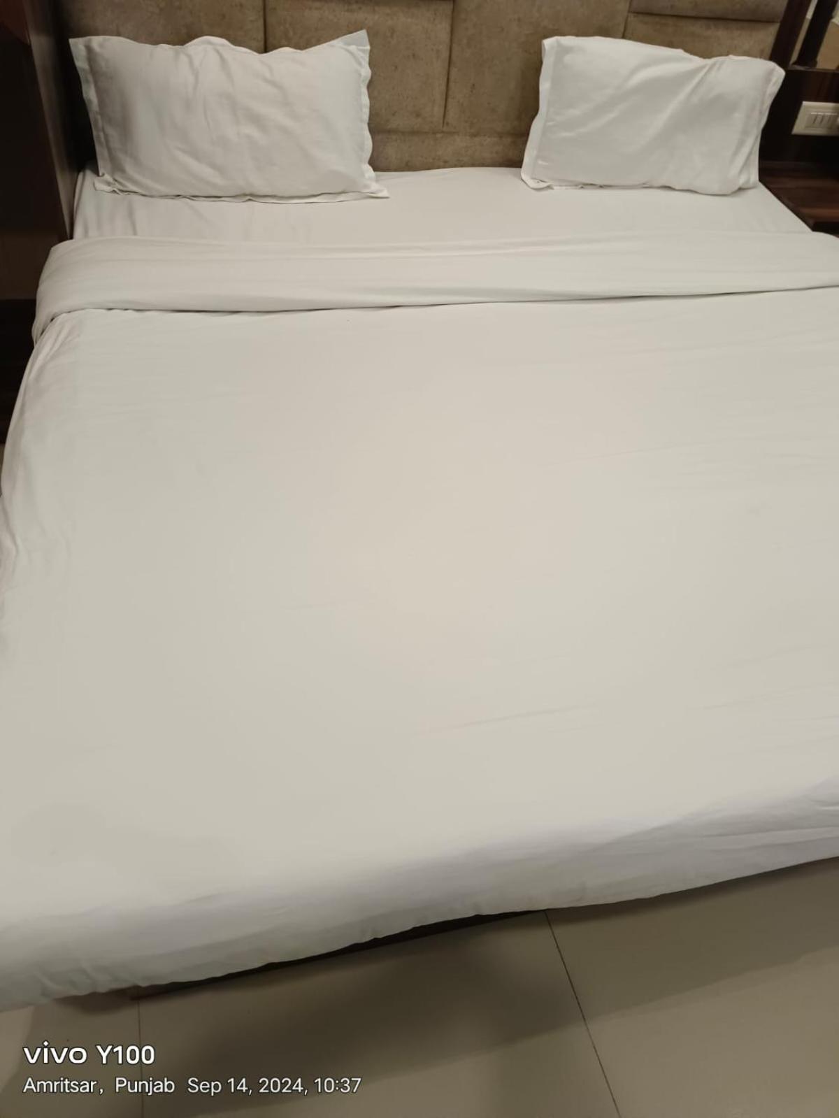 双人房