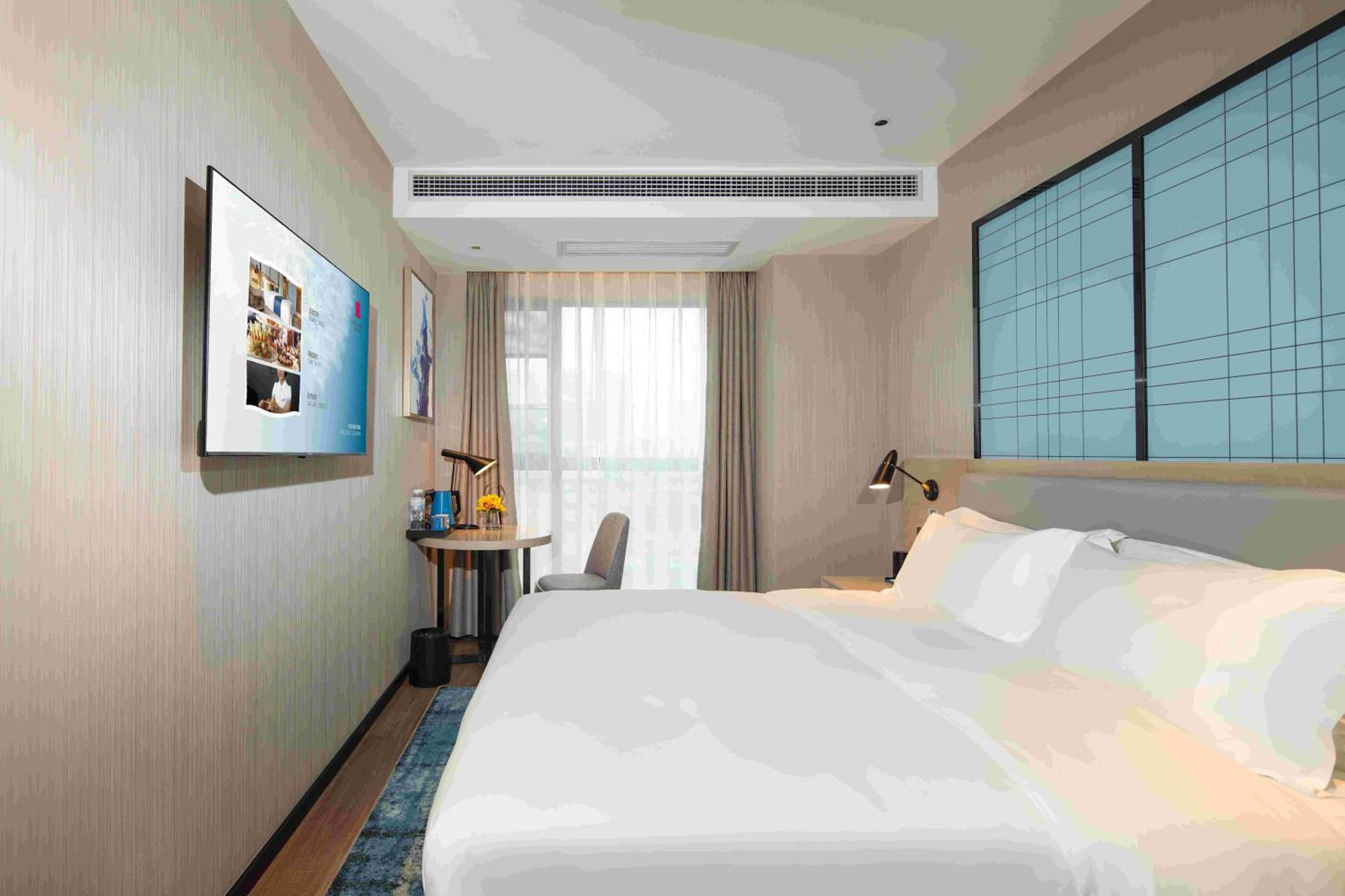 Deluxe Queen Room photo 1