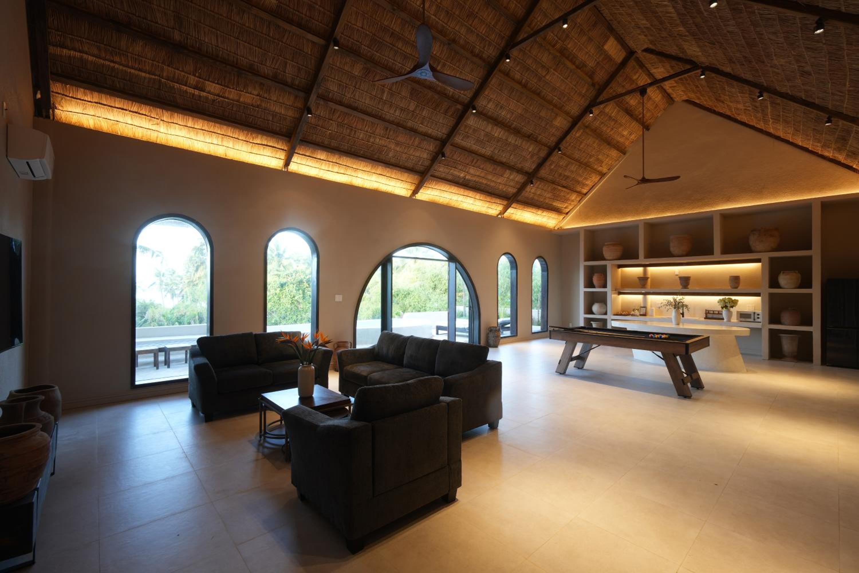 Four-Bedroom Apartment With Pool View