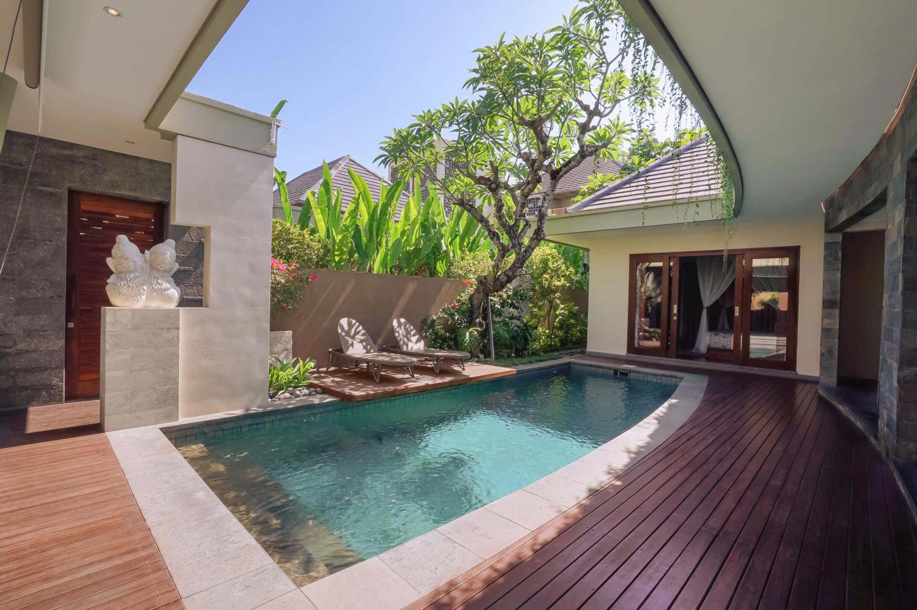 Two-Bedrooms Royal Pool Villa