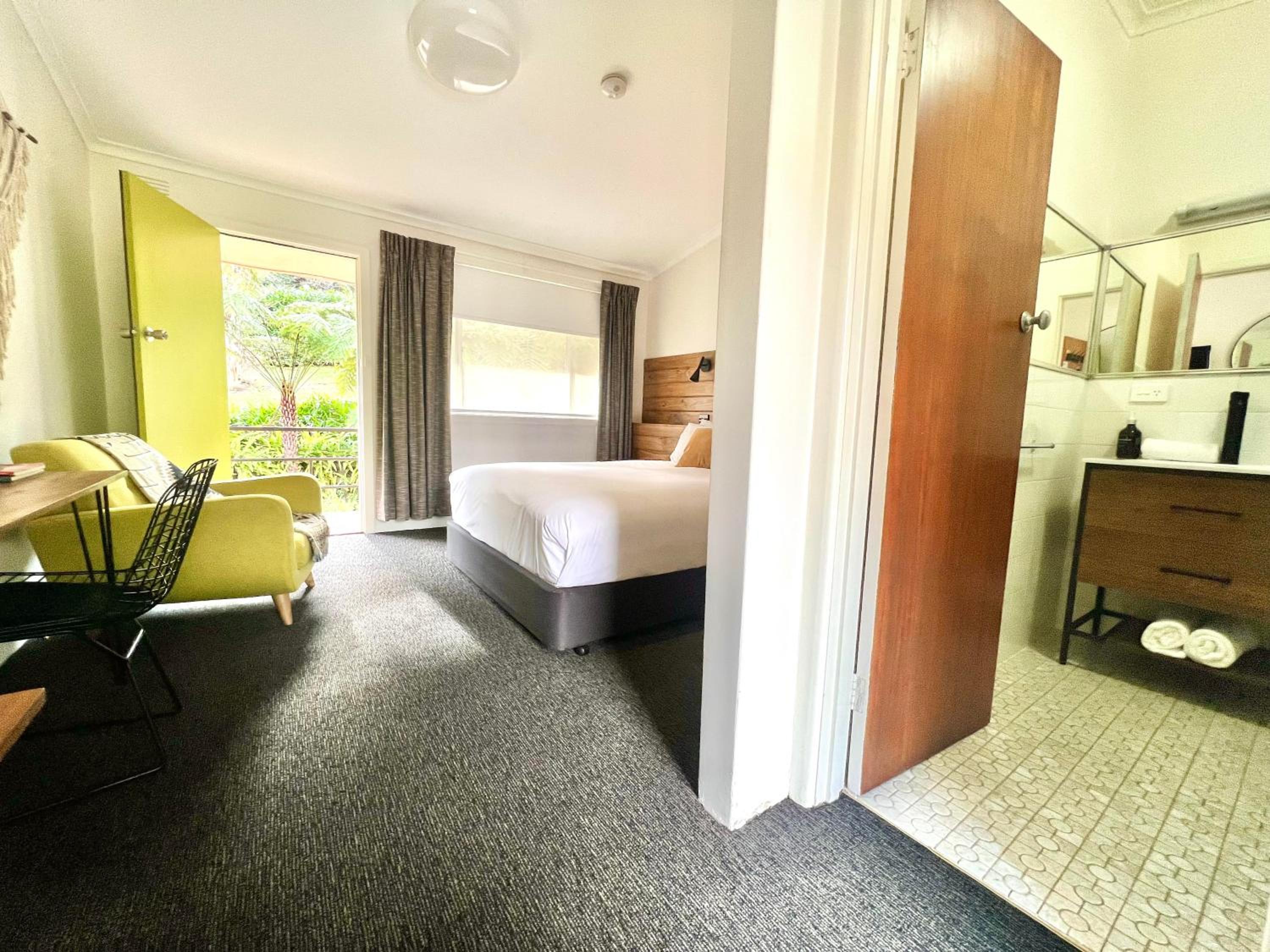 Superior Queen Room