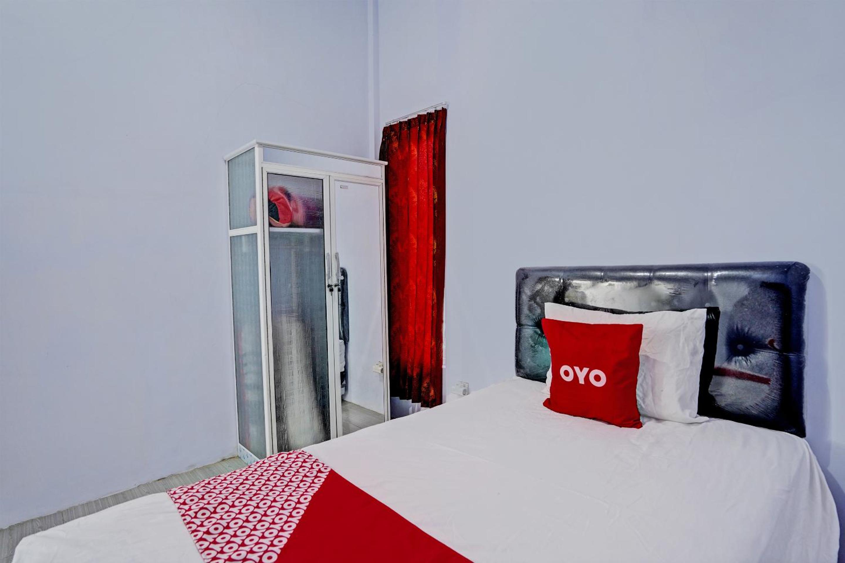 Budget Single Room