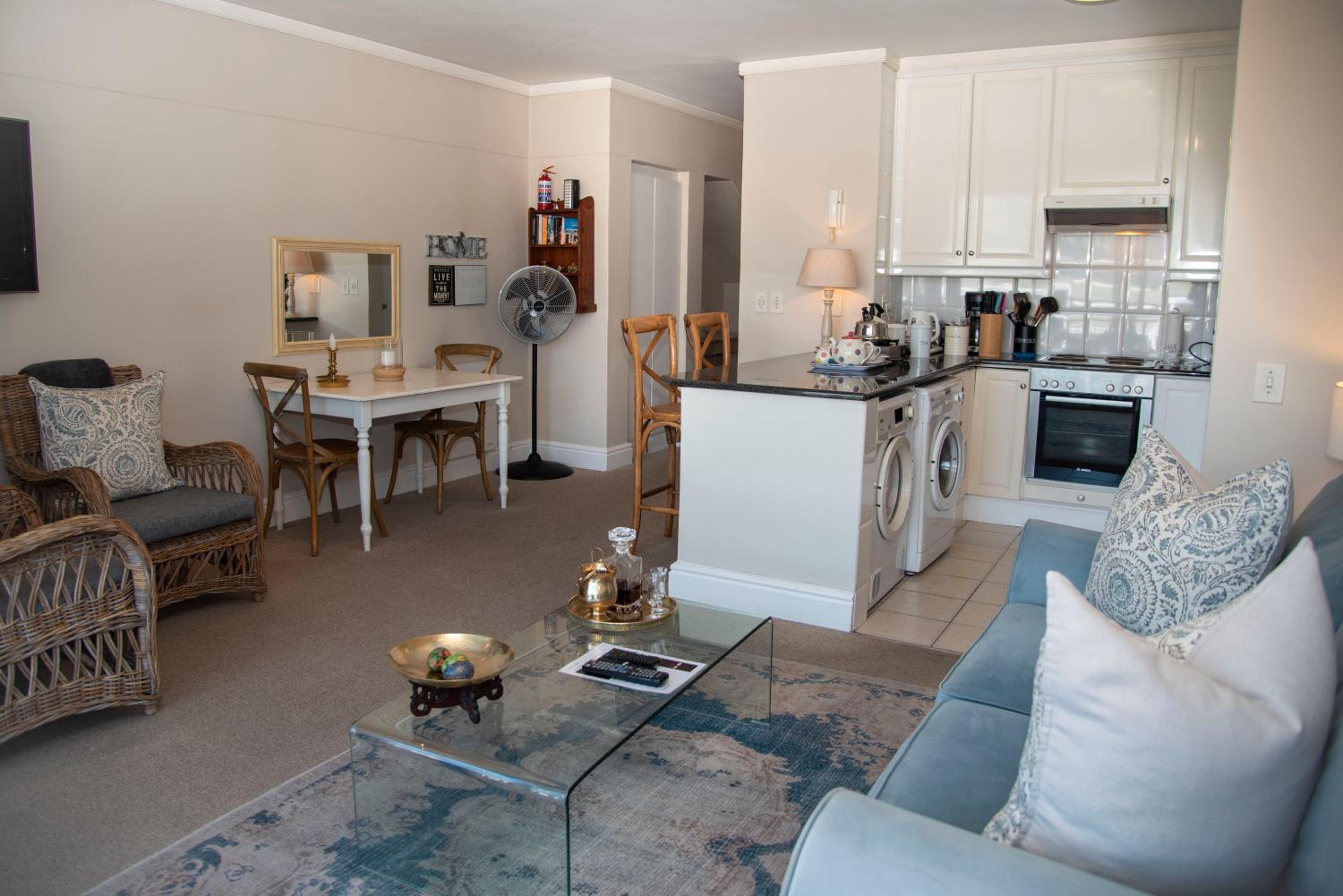 One-Bedroom Apartment - Photo 34