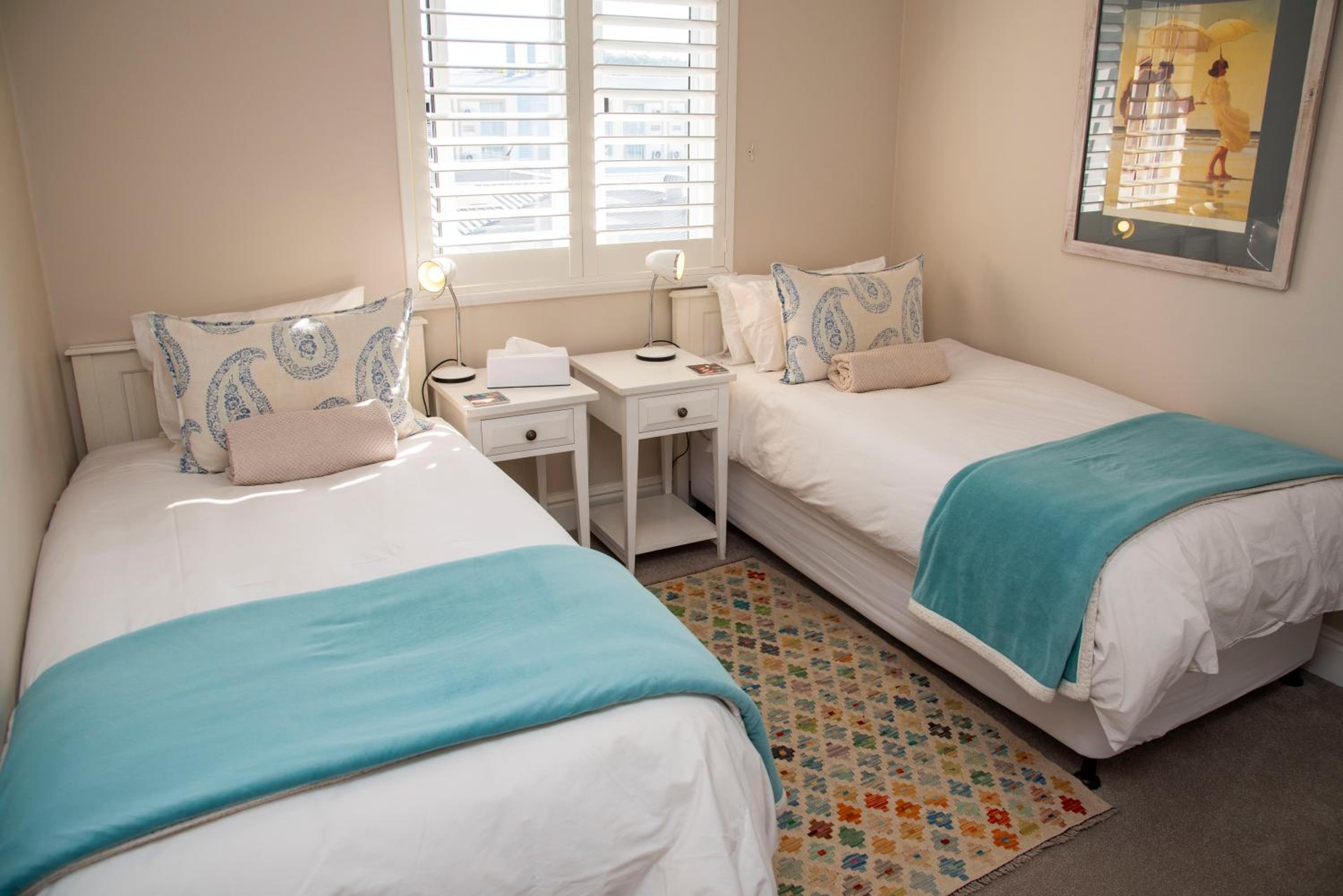 Two-Bedroom Apartment - Photo 8