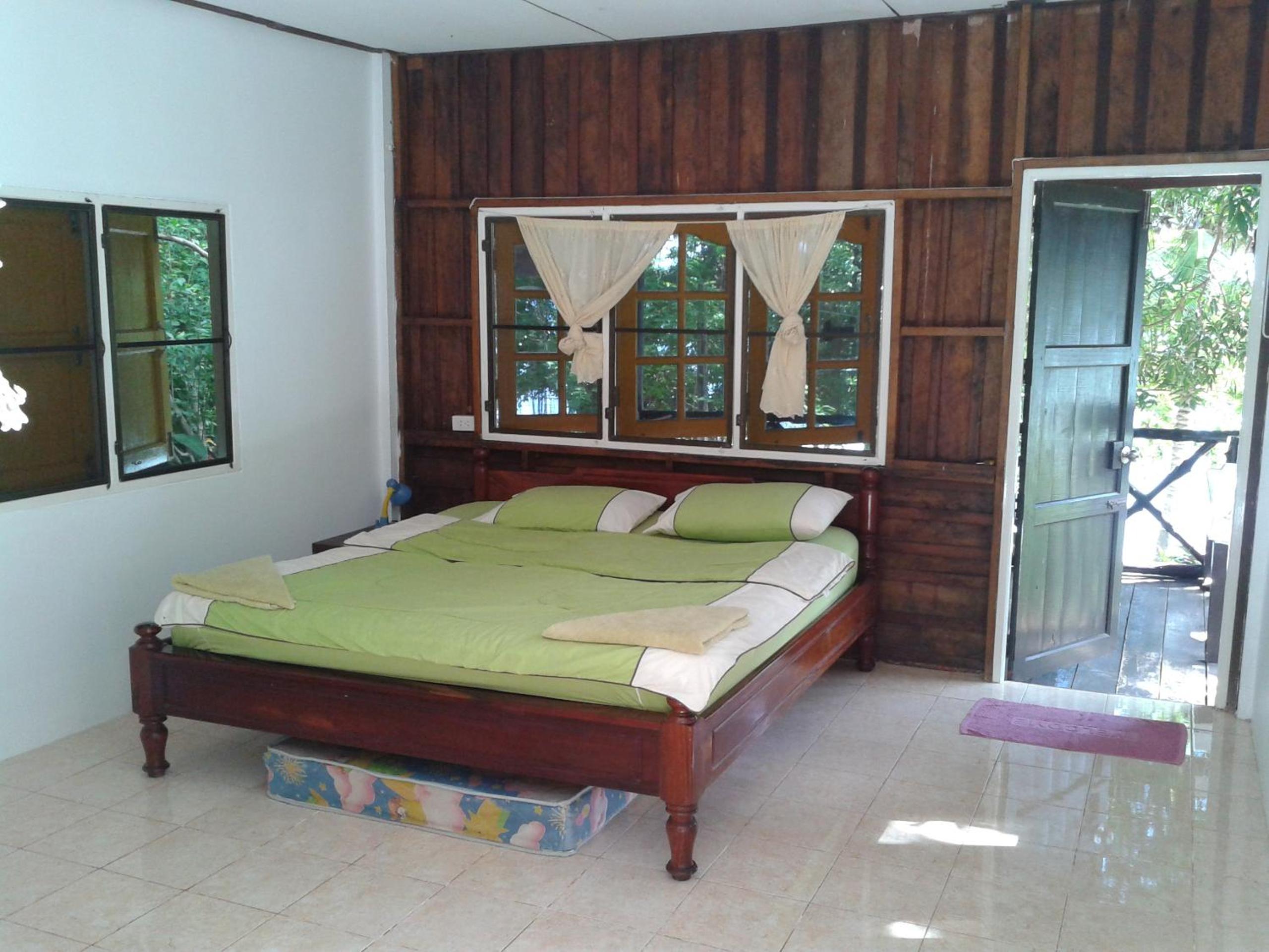 Superior Bungalow photo 3