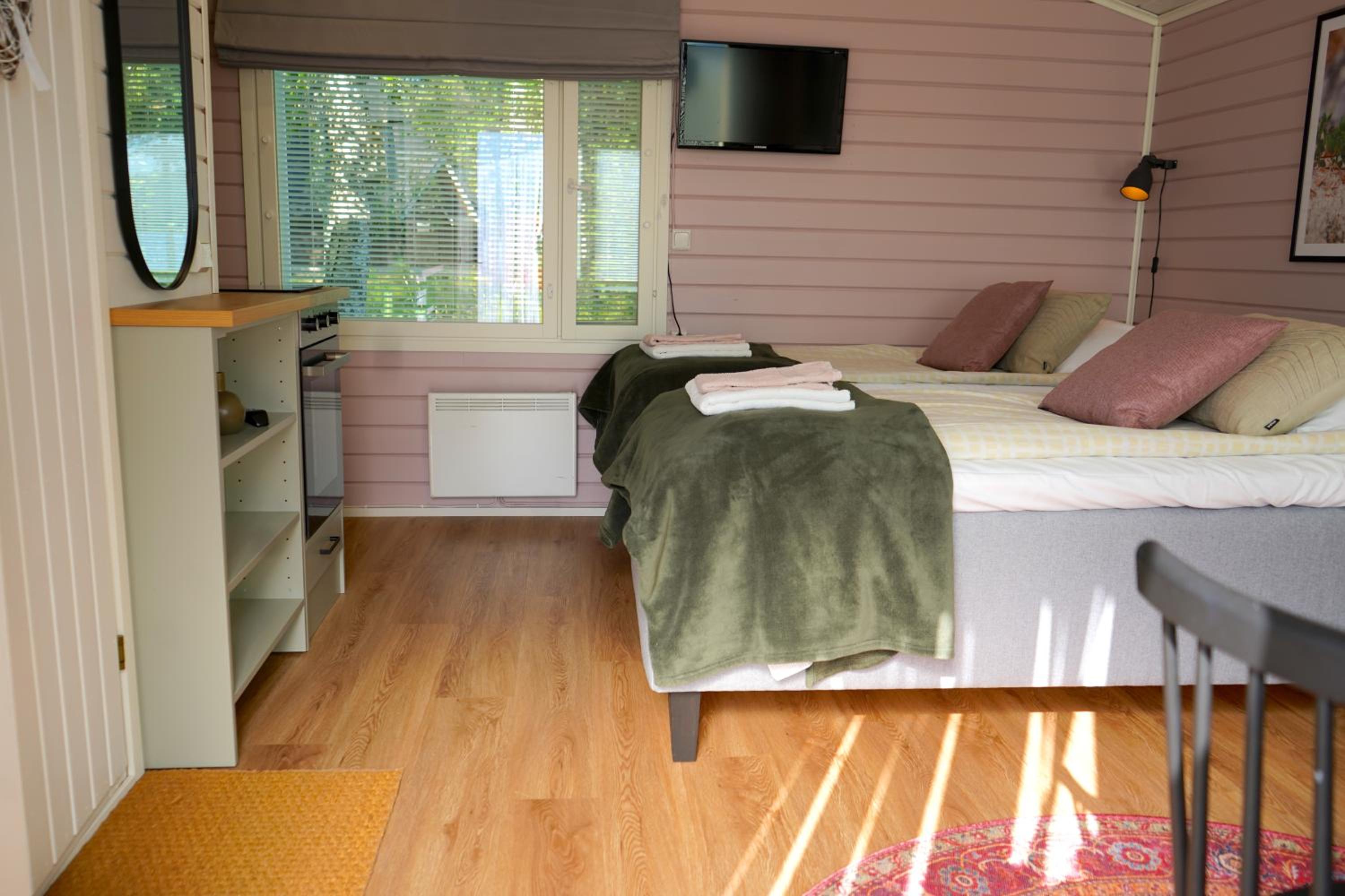 Bungalow with Patio - Puolukka - Photo 18