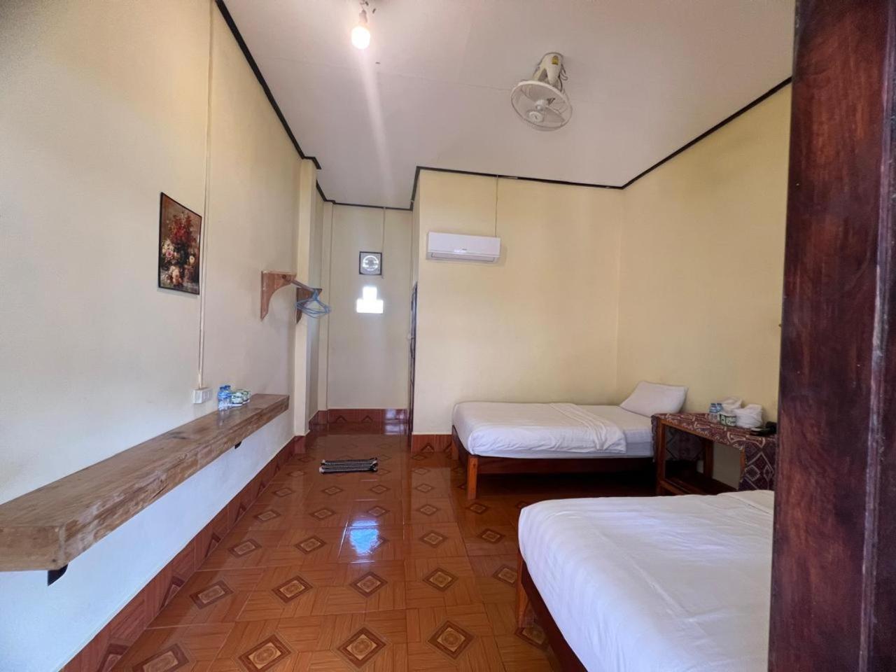 Standard Double Room photo 2