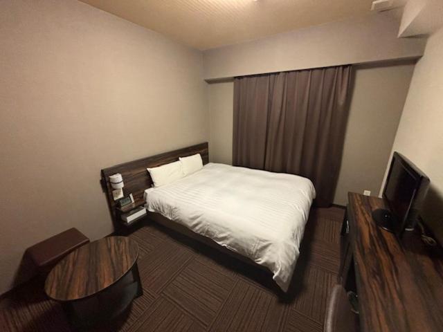 Queen Room - Non-Smoking photo 1