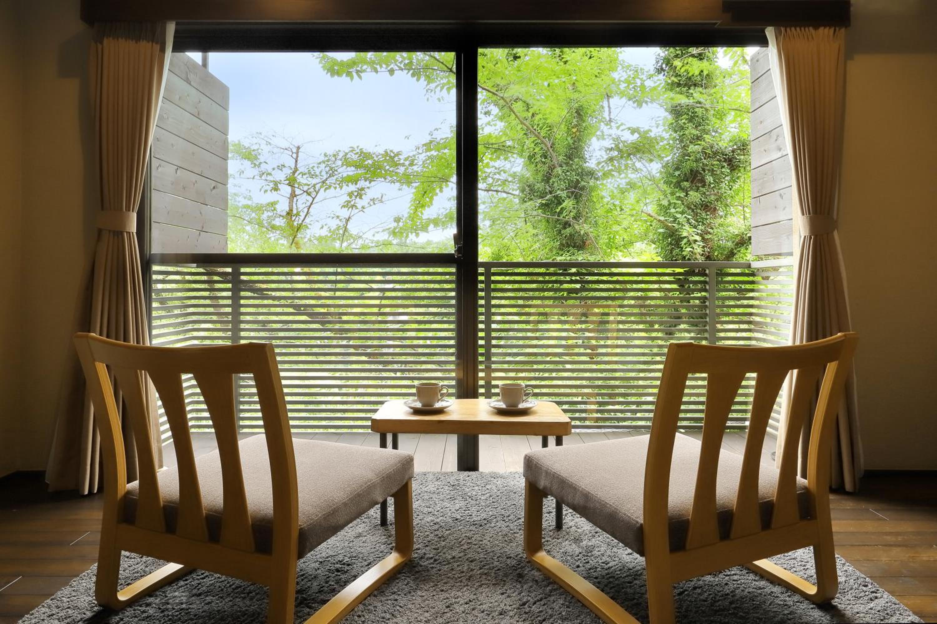 Japanese-Style Room (8 Tatami) with Shared Bathroom- Non-Smoking - Photo 2
