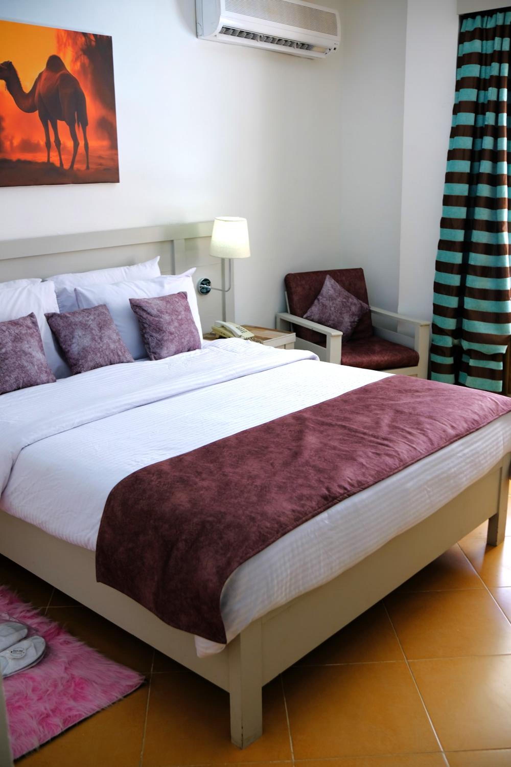 Budget Double Room photo 2