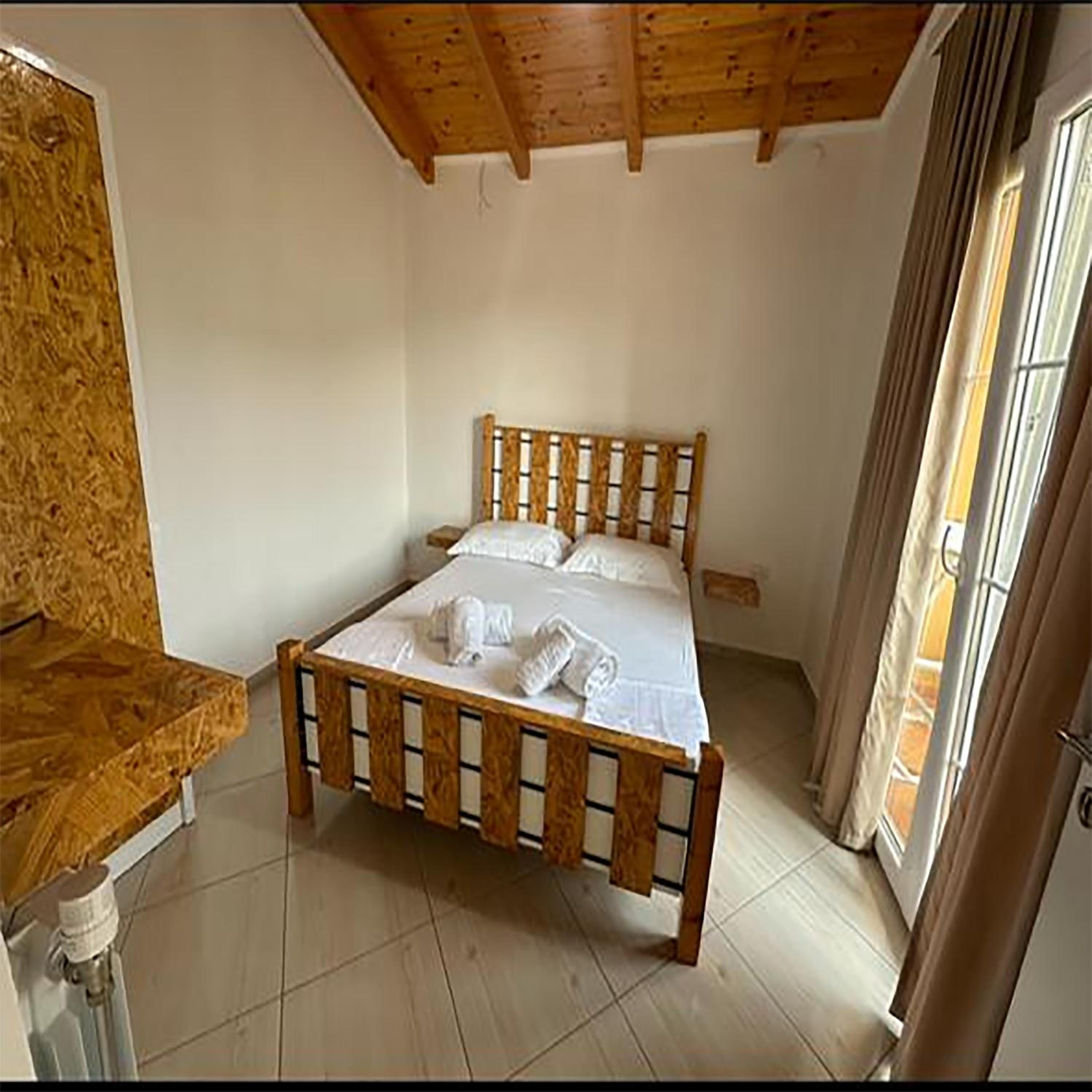 Apartment with Balcony and Mountain View photo 1
