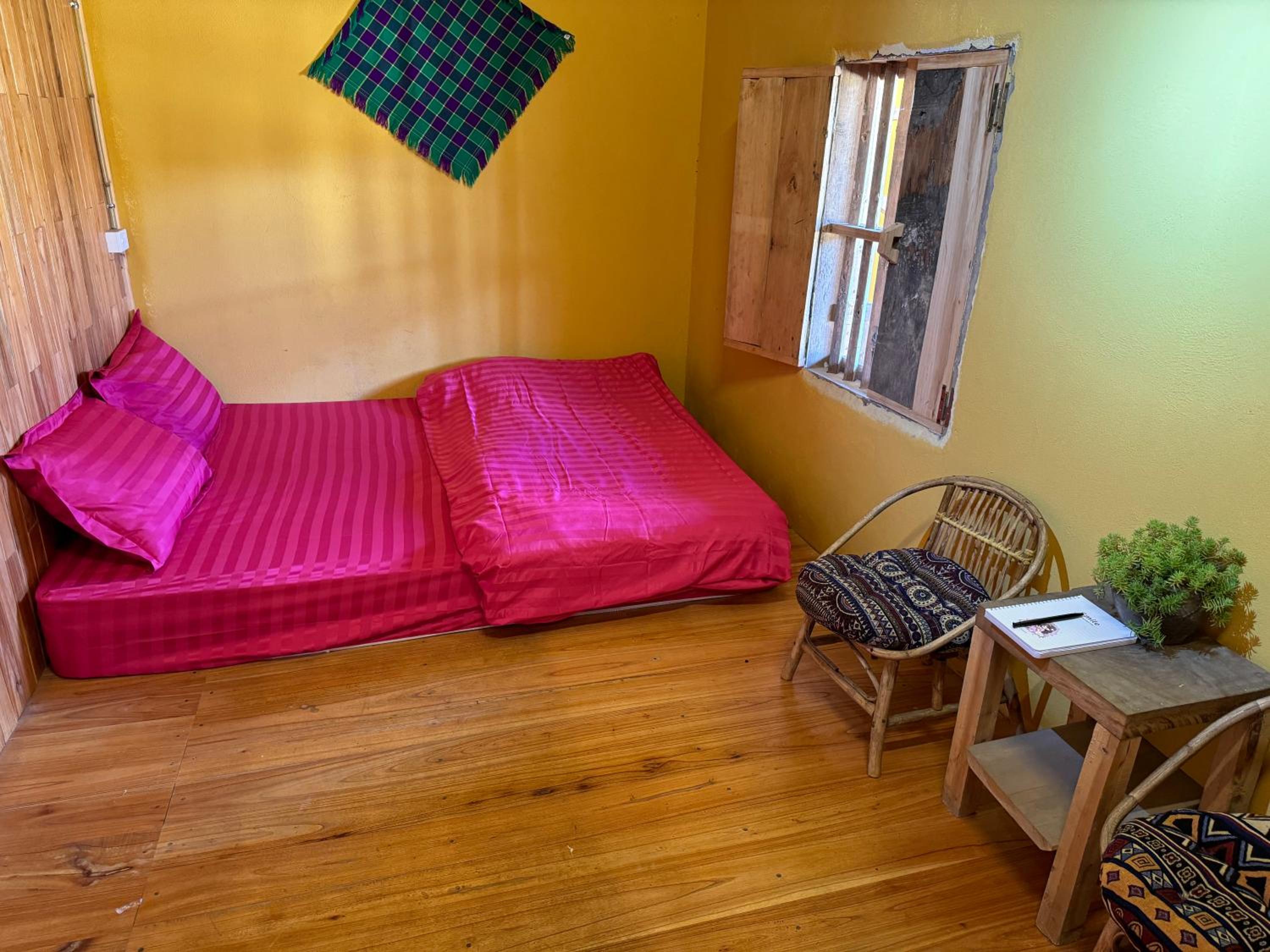Double Room With Shared Bathroom photo 1
