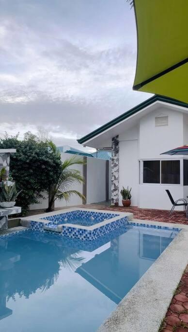 One-Bedroom Villa photo 2